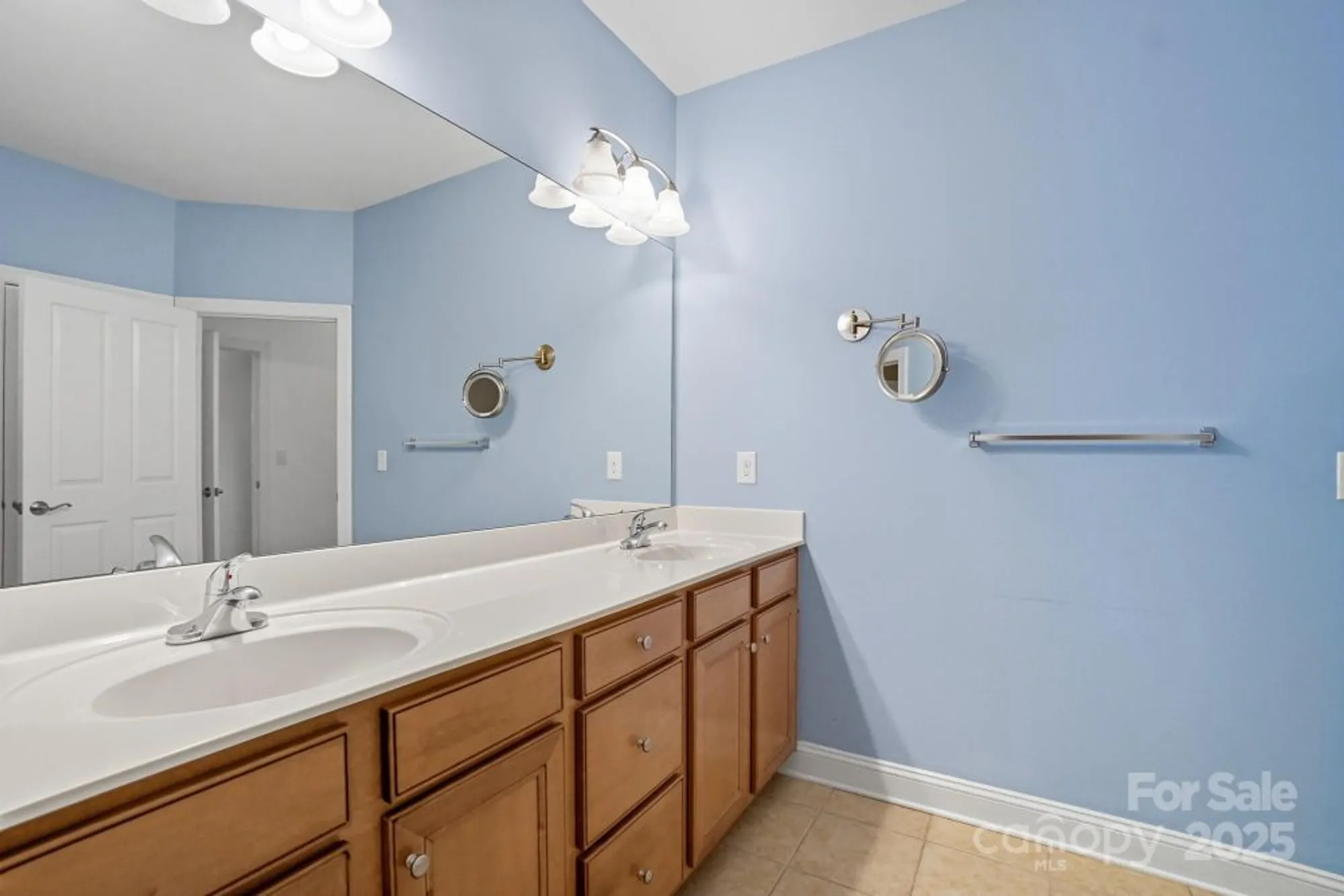 Property Slideshow image 26 of 42 | 2232 coltsview ln, Matthews, NC, 28105