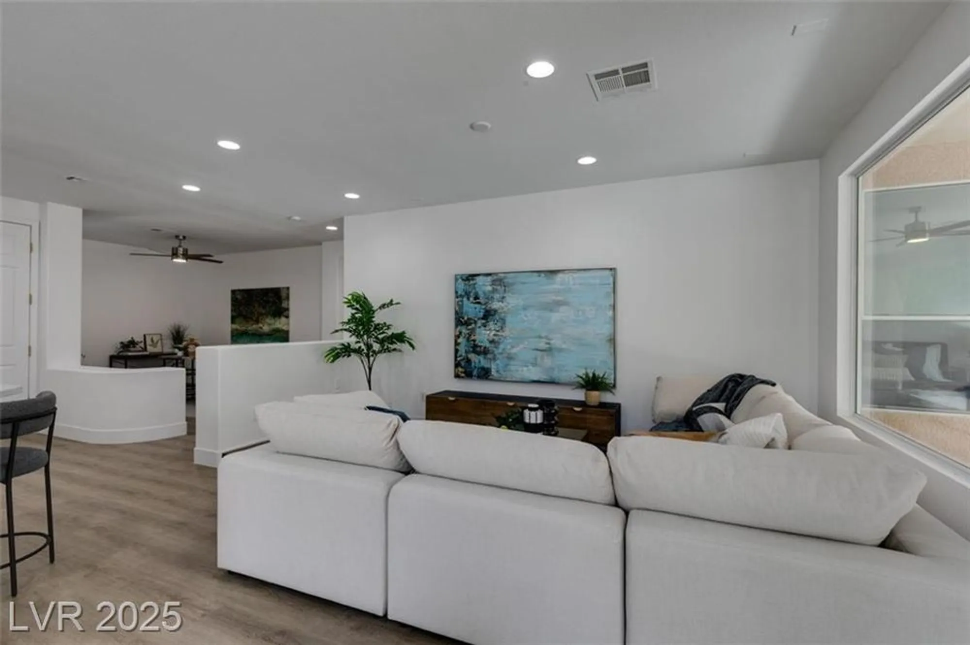 Property Slideshow image 25 of 46 | 5029 alfingo st, Las Vegas, NV, 89135