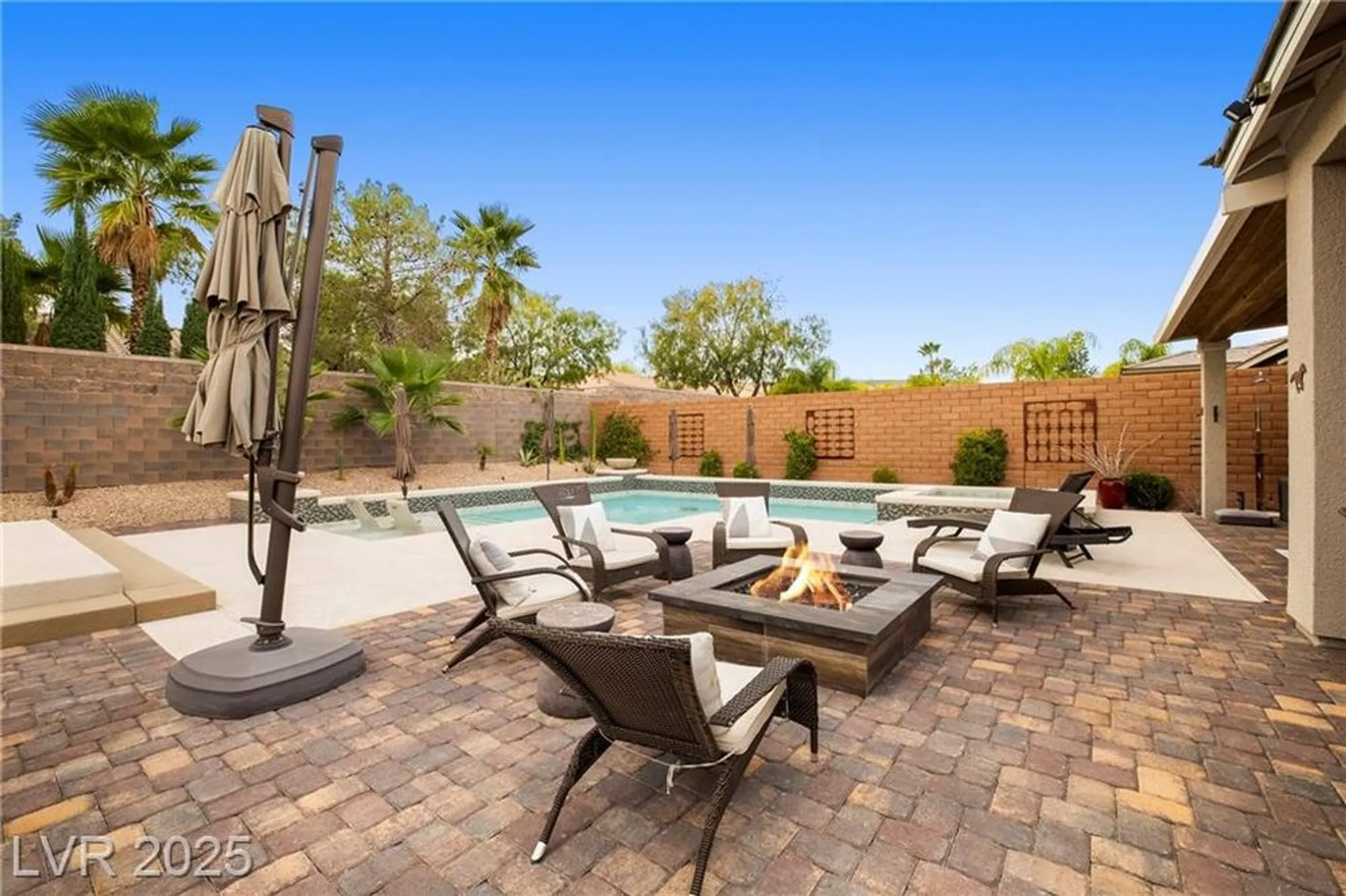 Property Slideshow image 32 of 45 | 10631 silver pond ave, Las Vegas, NV, 89135