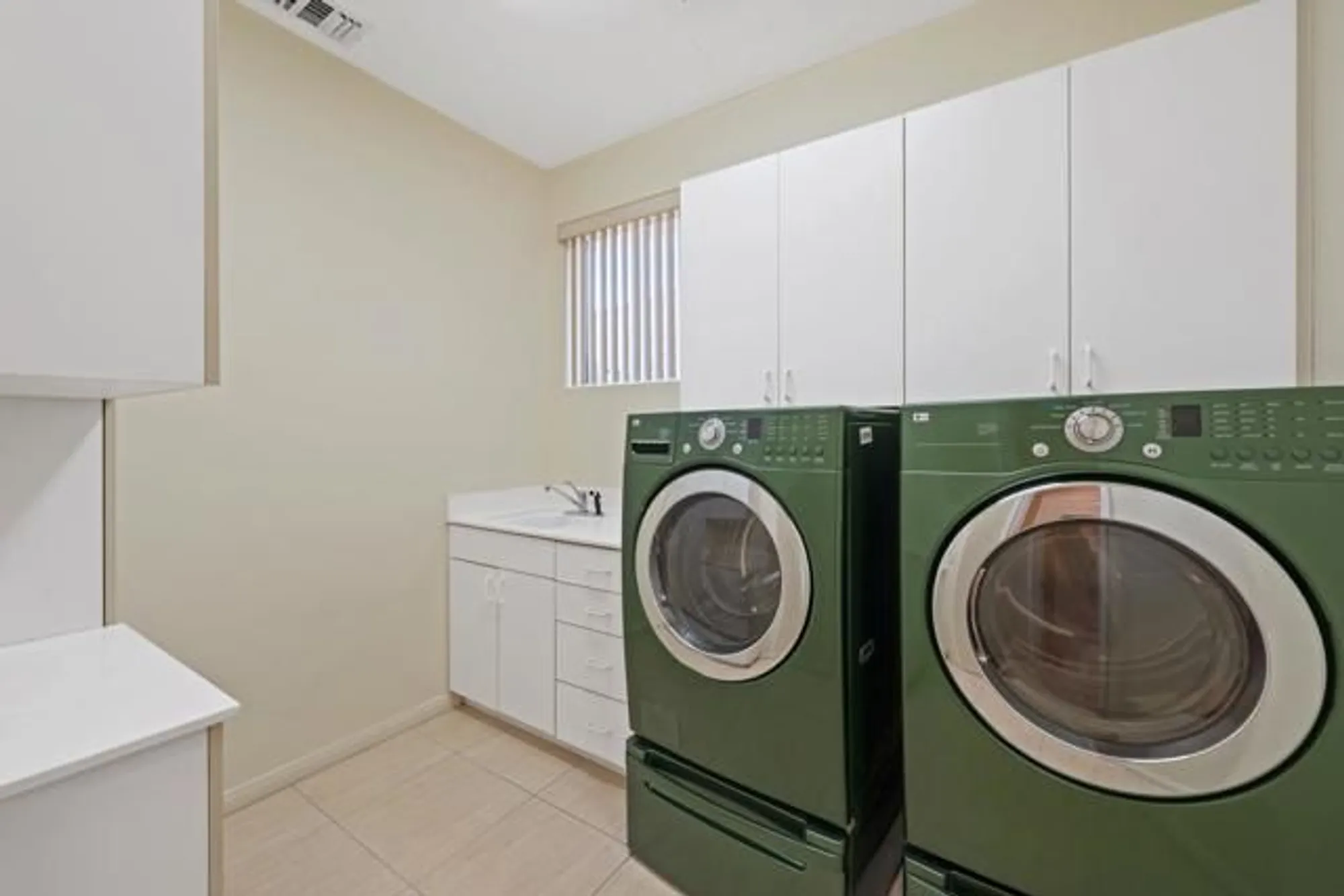 Property Slideshow image 41 of 45 | 36411 tallowood dr, Palm Desert, CA, 92211