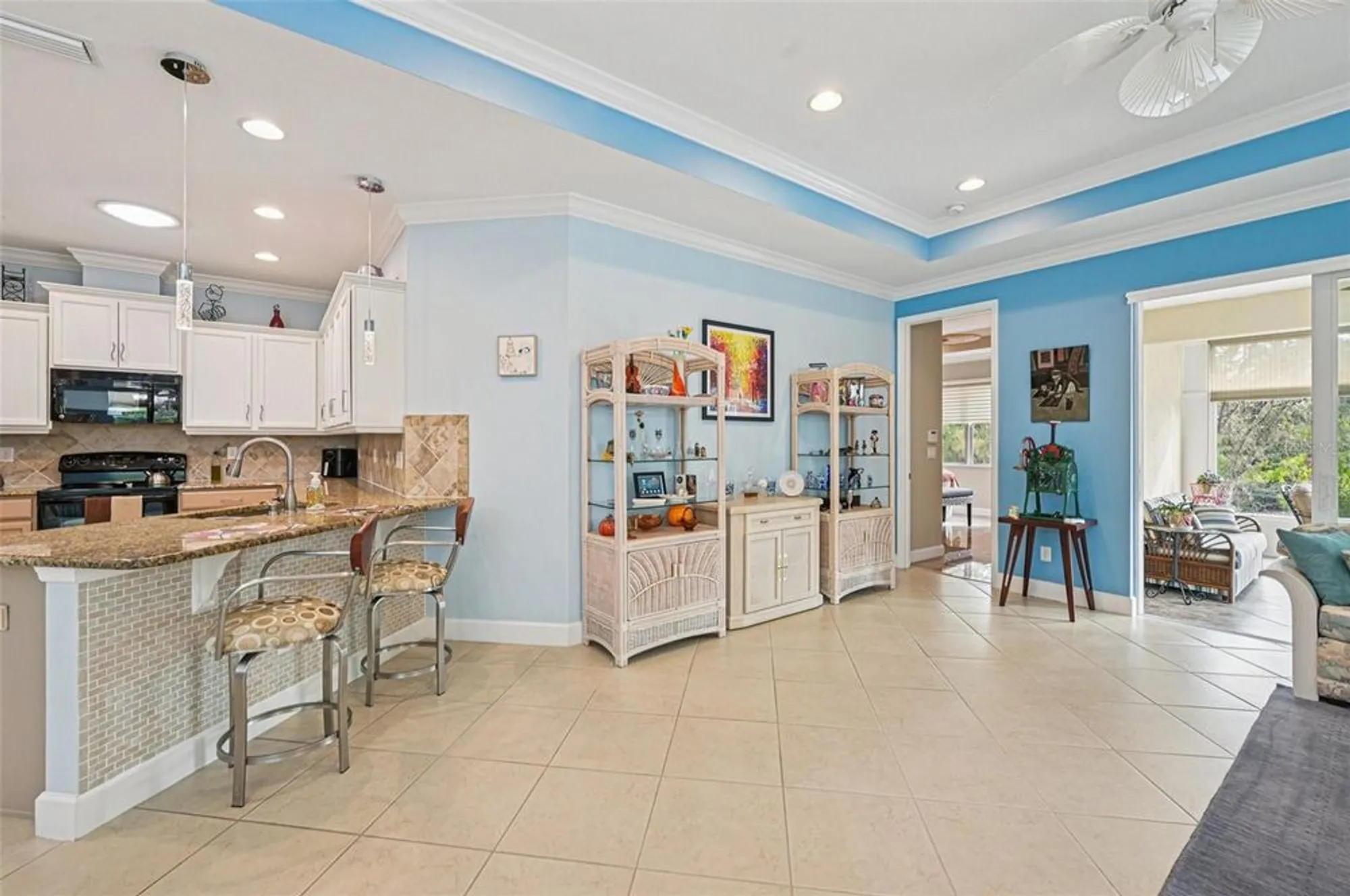 Property Slideshow image 17 of 75 | 2336 oakley green dr, Sun City Center, FL, 33573
