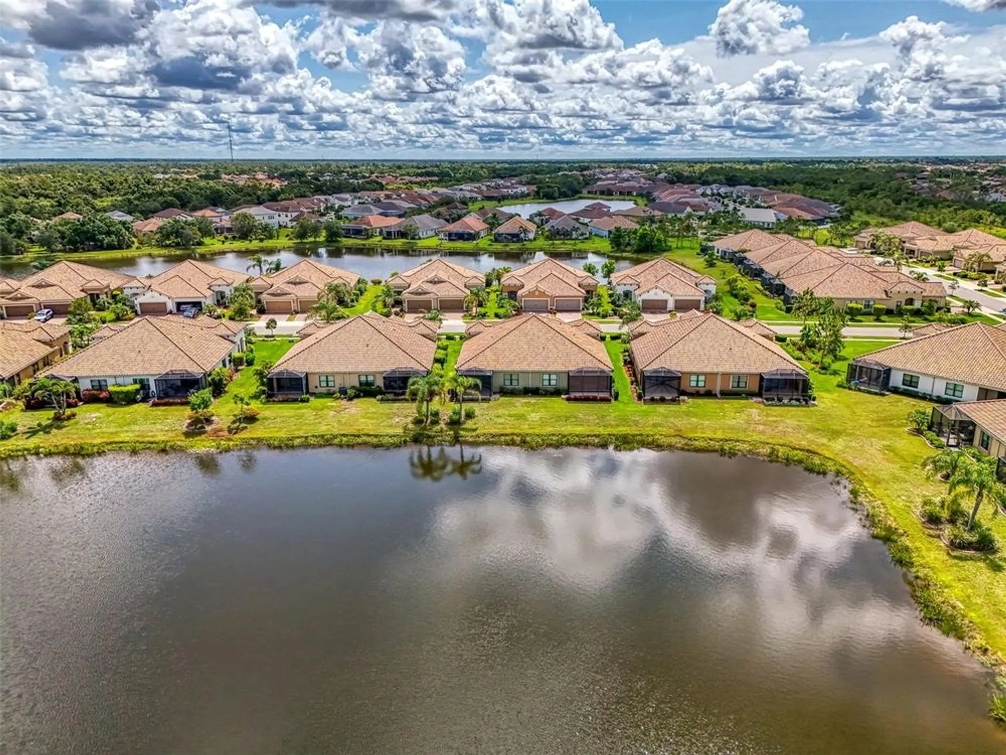 Property Slideshow image 41 of 69 | 21641 winter park ct, Venice, FL, 34293