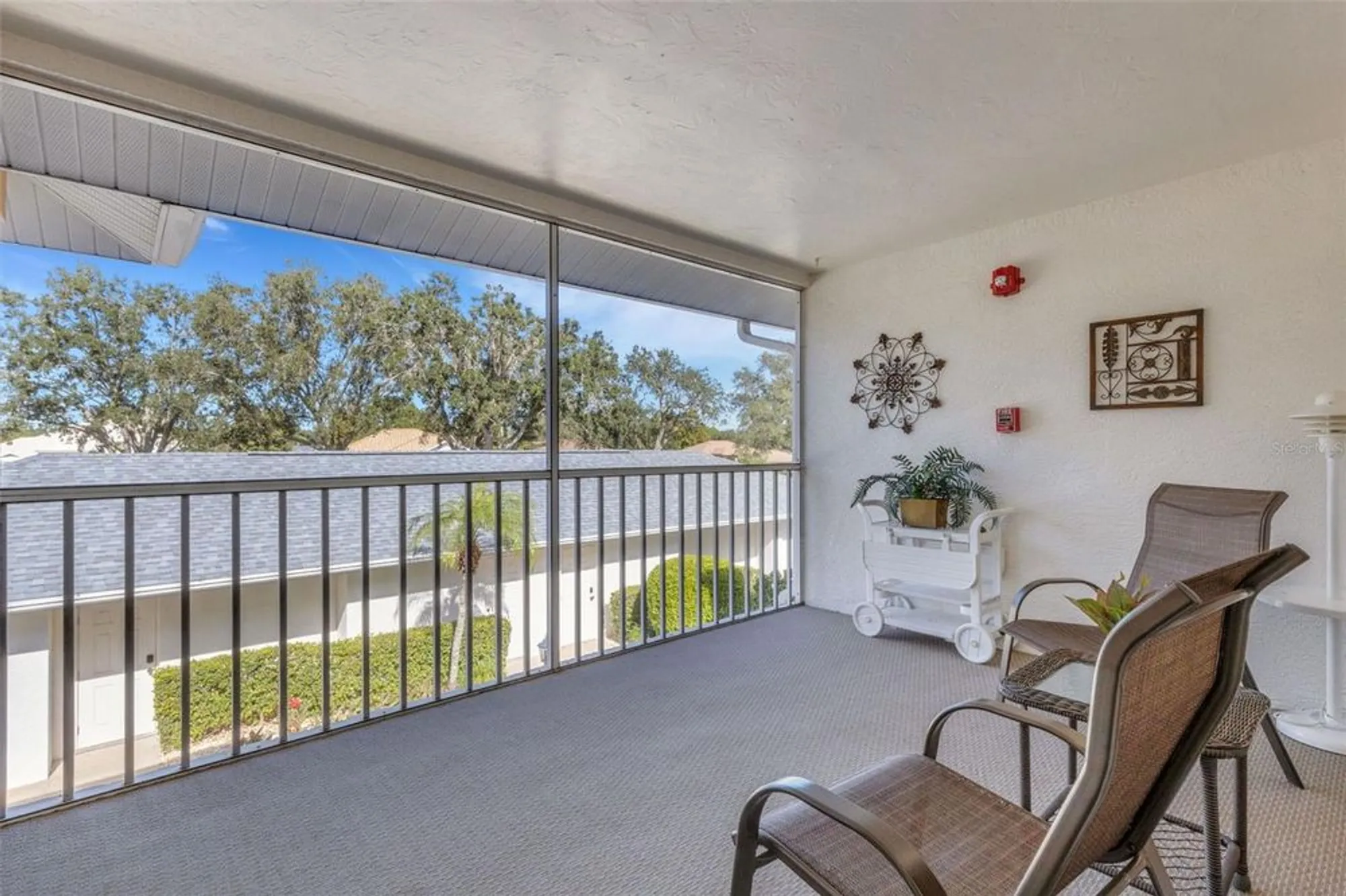 Property Slideshow image 7 of 58 | 6908 drewrys blf 712, Bradenton, FL, 34203