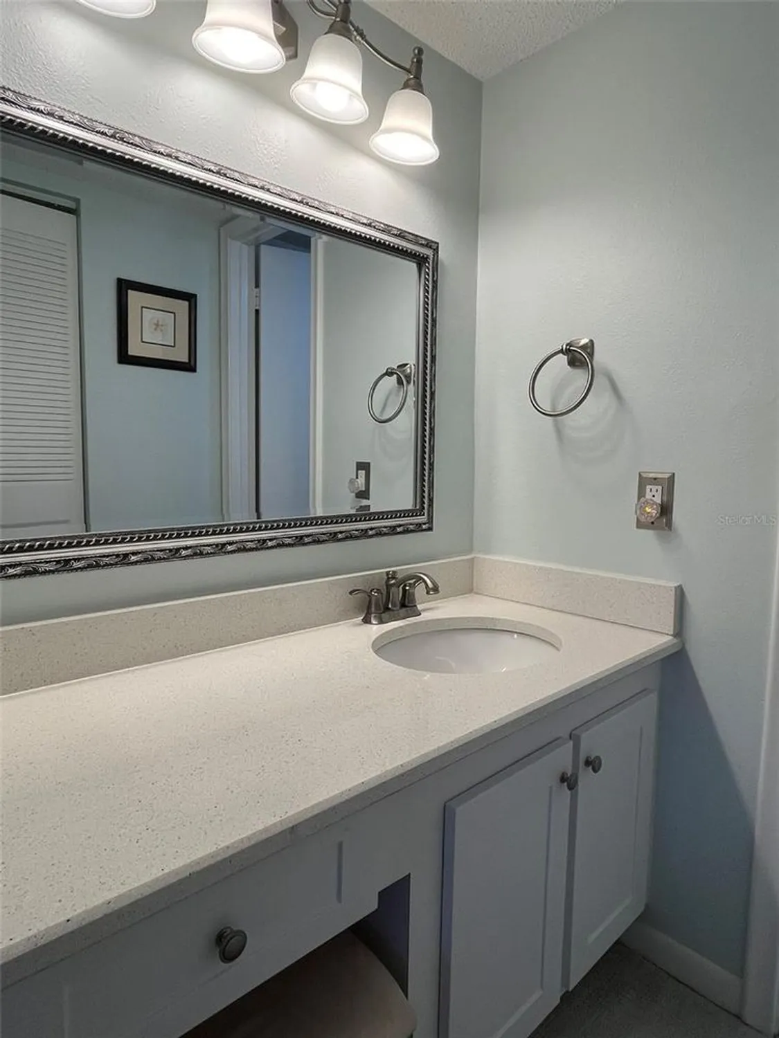 Property Slideshow image 23 of 32 | 6218 palma del mar blvd s apt 303, St Petersburg, FL, 33715