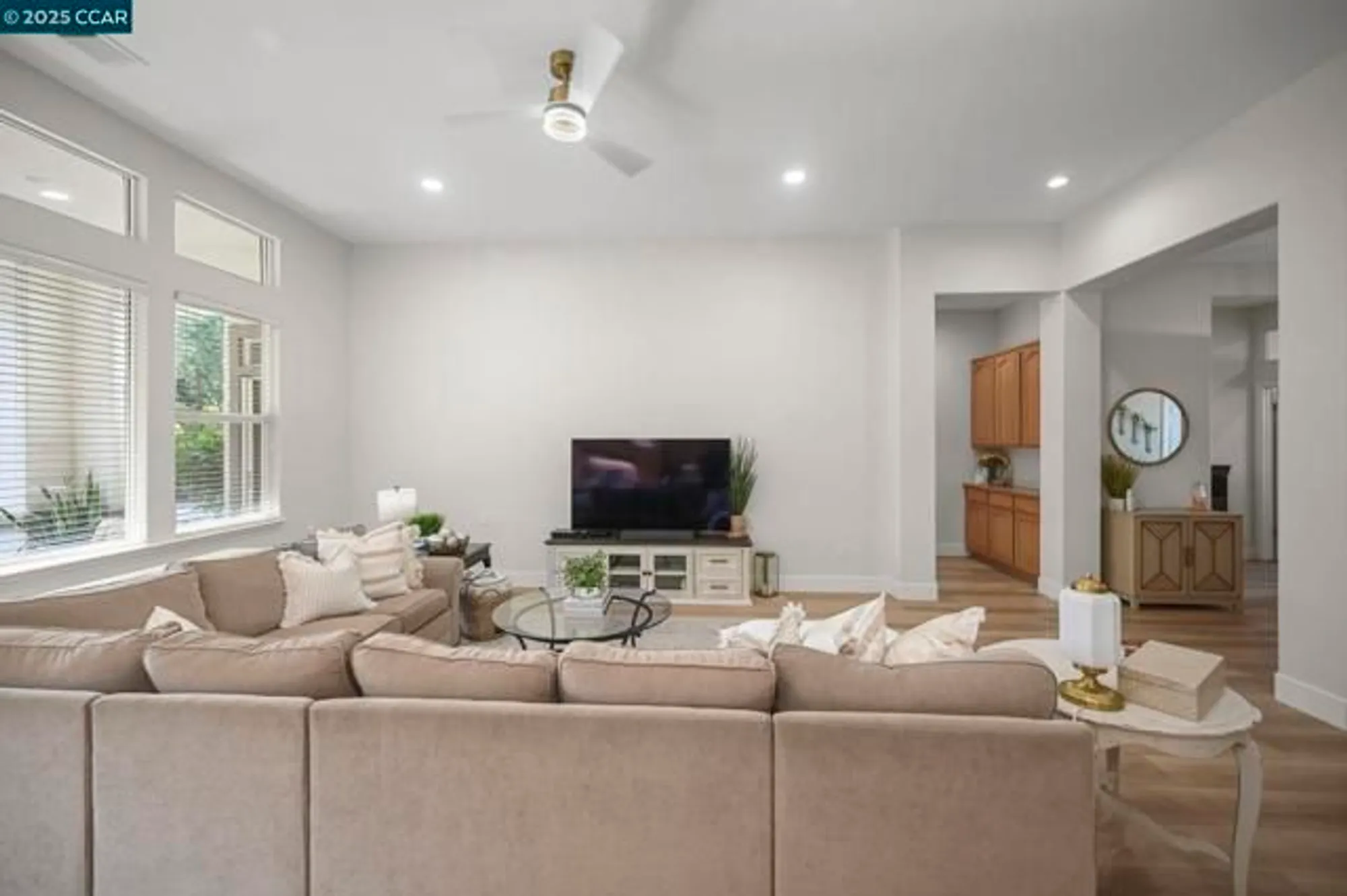 Property Slideshow image 8 of 38 | 346 gladstone dr, Brentwood, CA, 94513