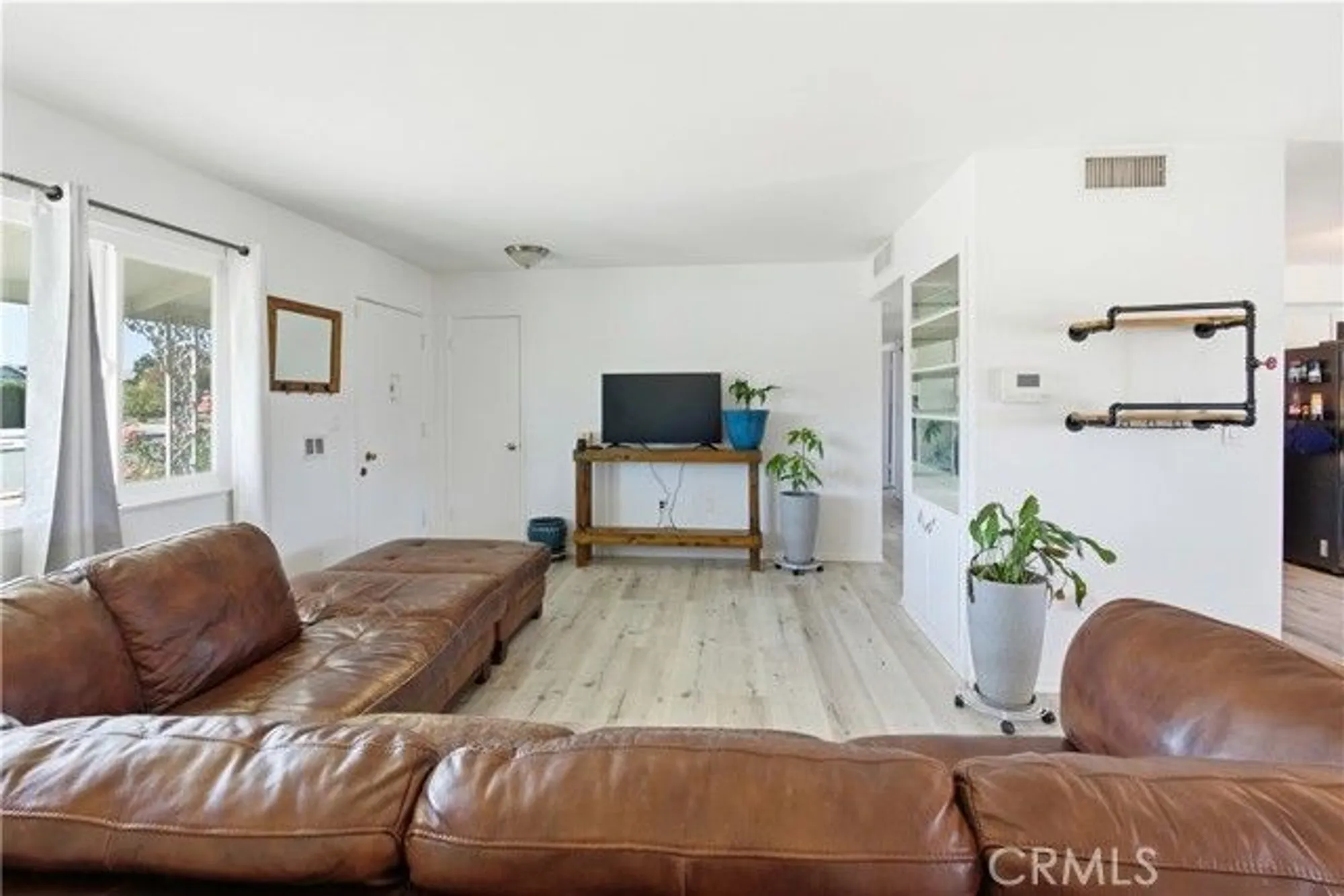 Property Slideshow image 4 of 17 | 28484 e worcester rd, Menifee, CA, 92586
