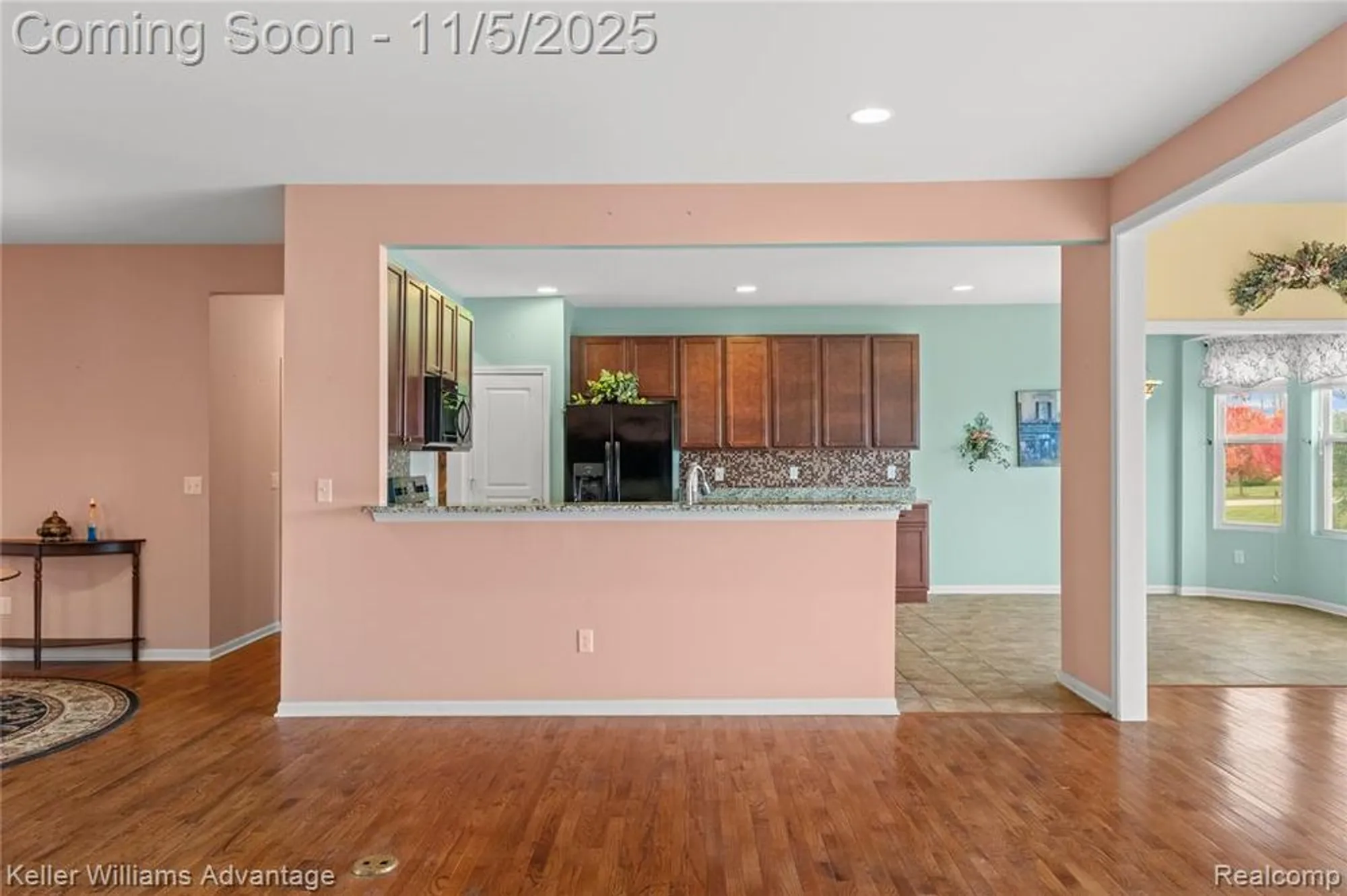 Property Slideshow image 10 of 33 | 6317 prairie dunes dr, Grand Blanc, MI, 48439