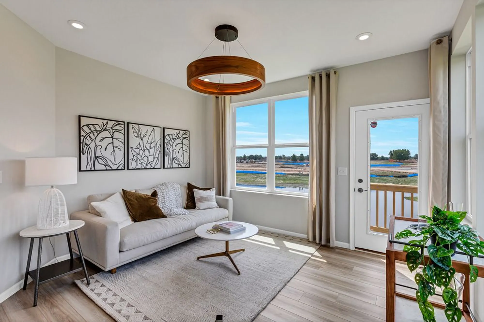 Property Slideshow image 12 of 16 | 2798 spring cir s, Lindenhurst, IL, 60046