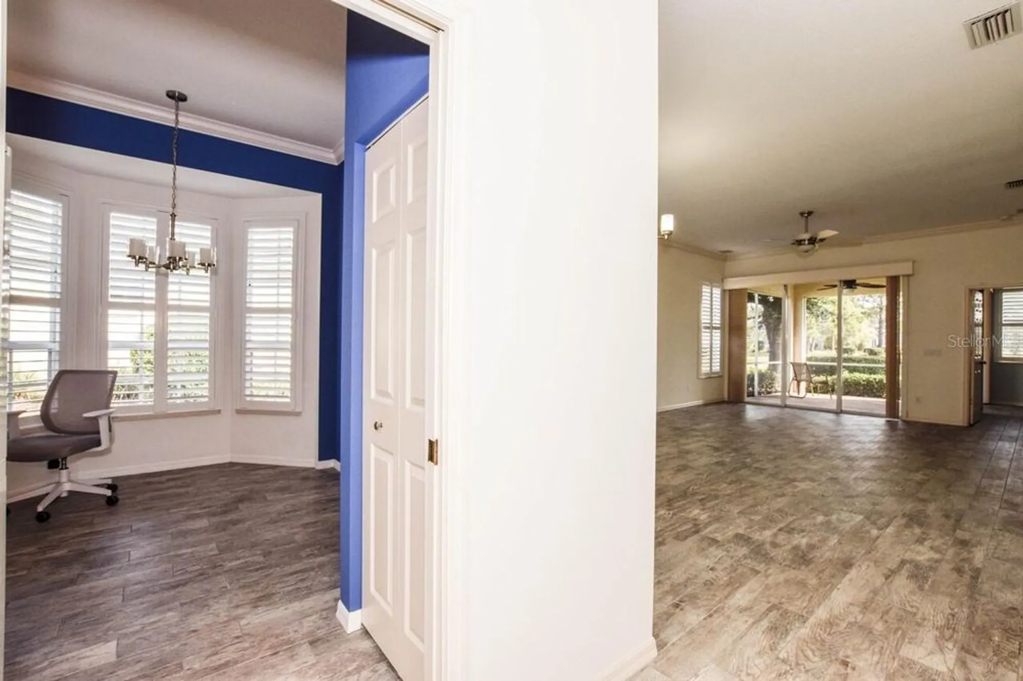 Property Slideshow image 5 of 63 | 834 montrose dr # 9, Venice, FL, 34293