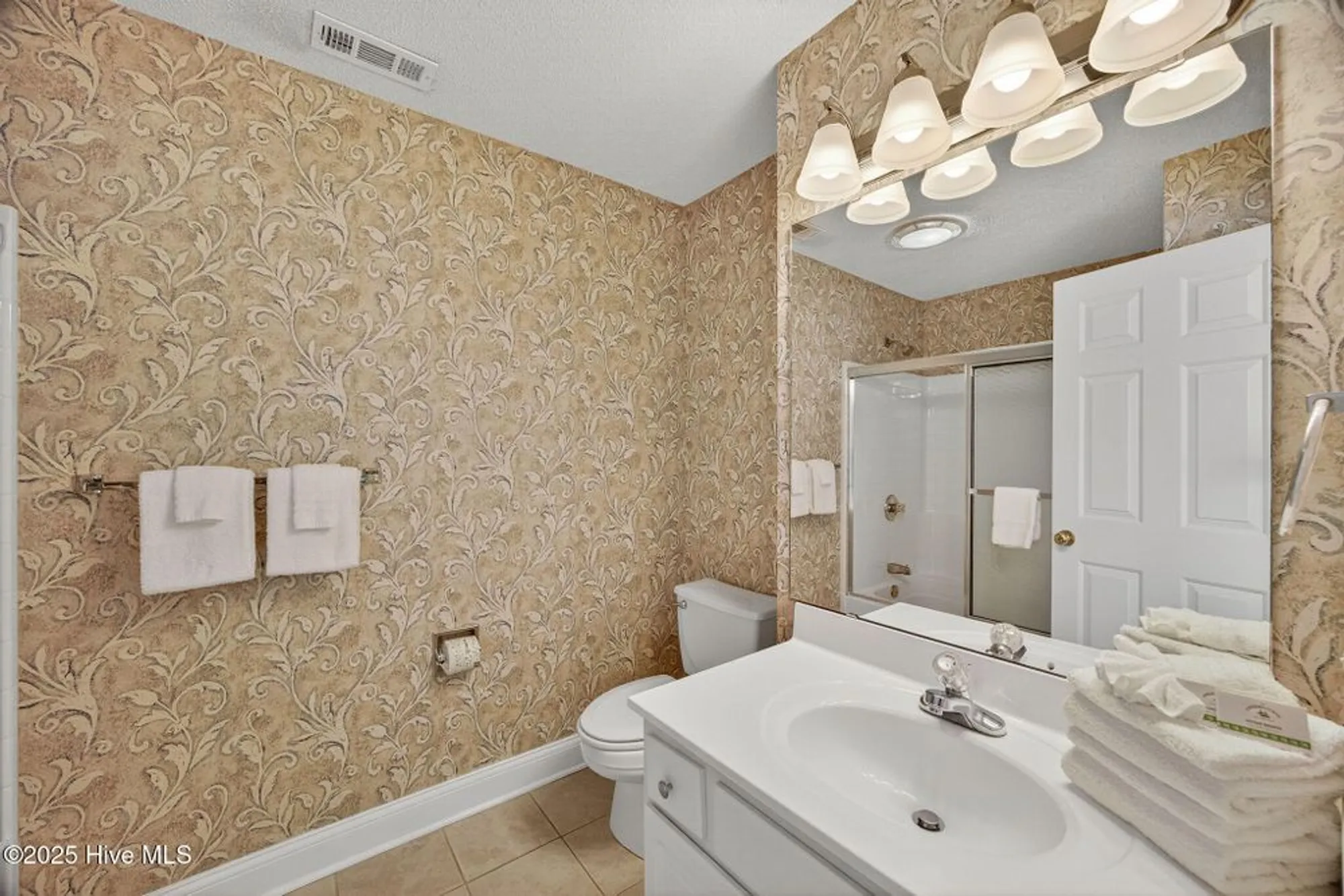 Property Slideshow image 23 of 65 | 330 s middleton dr 1509, Calabash, NC, 28467