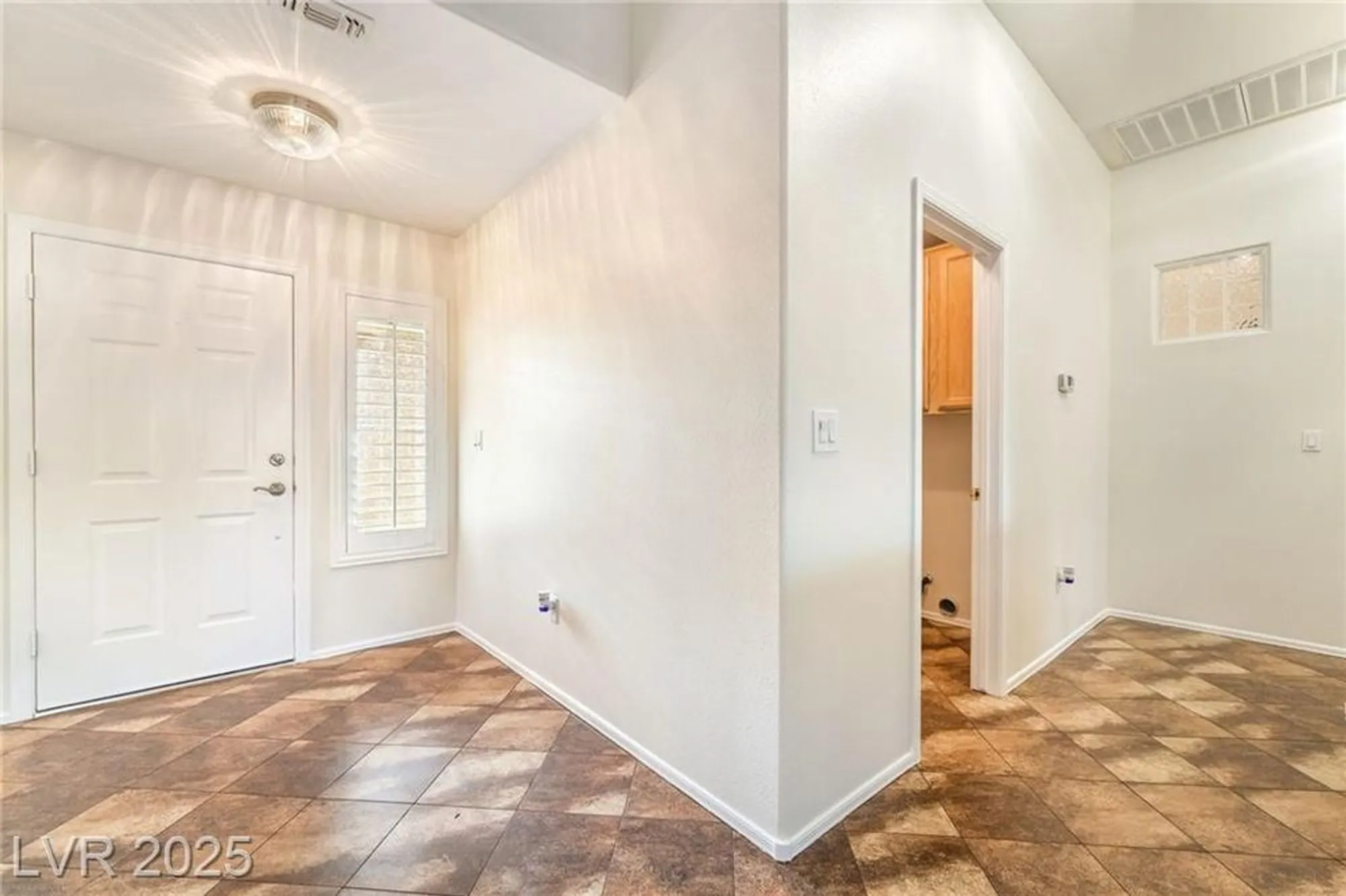 Property Slideshow image 14 of 33 | 445 golden state st, Henderson, NV, 89012
