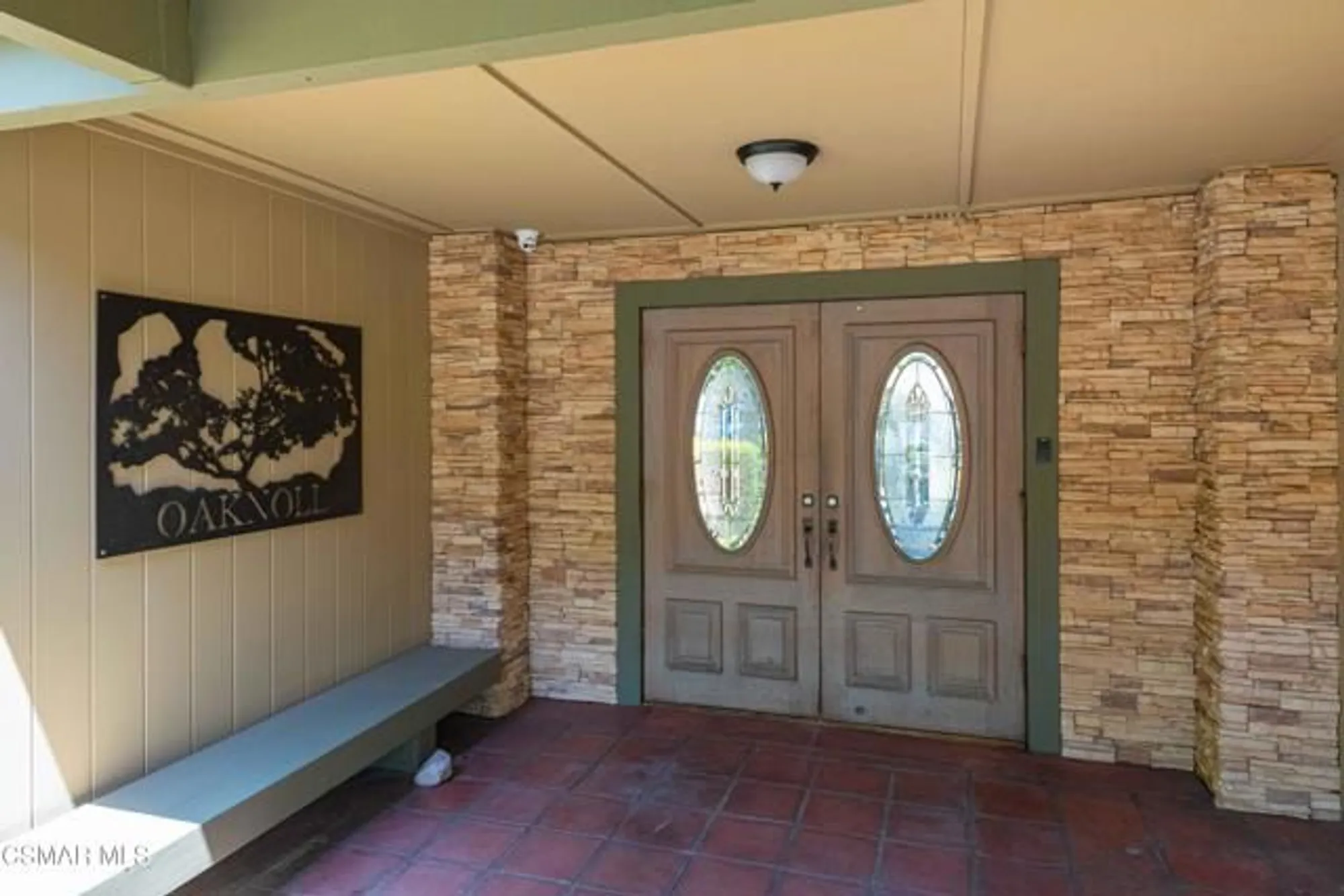 Property Slideshow image 21 of 34 | 460 arbor lane ct apt 203, Thousand Oaks, CA, 91360