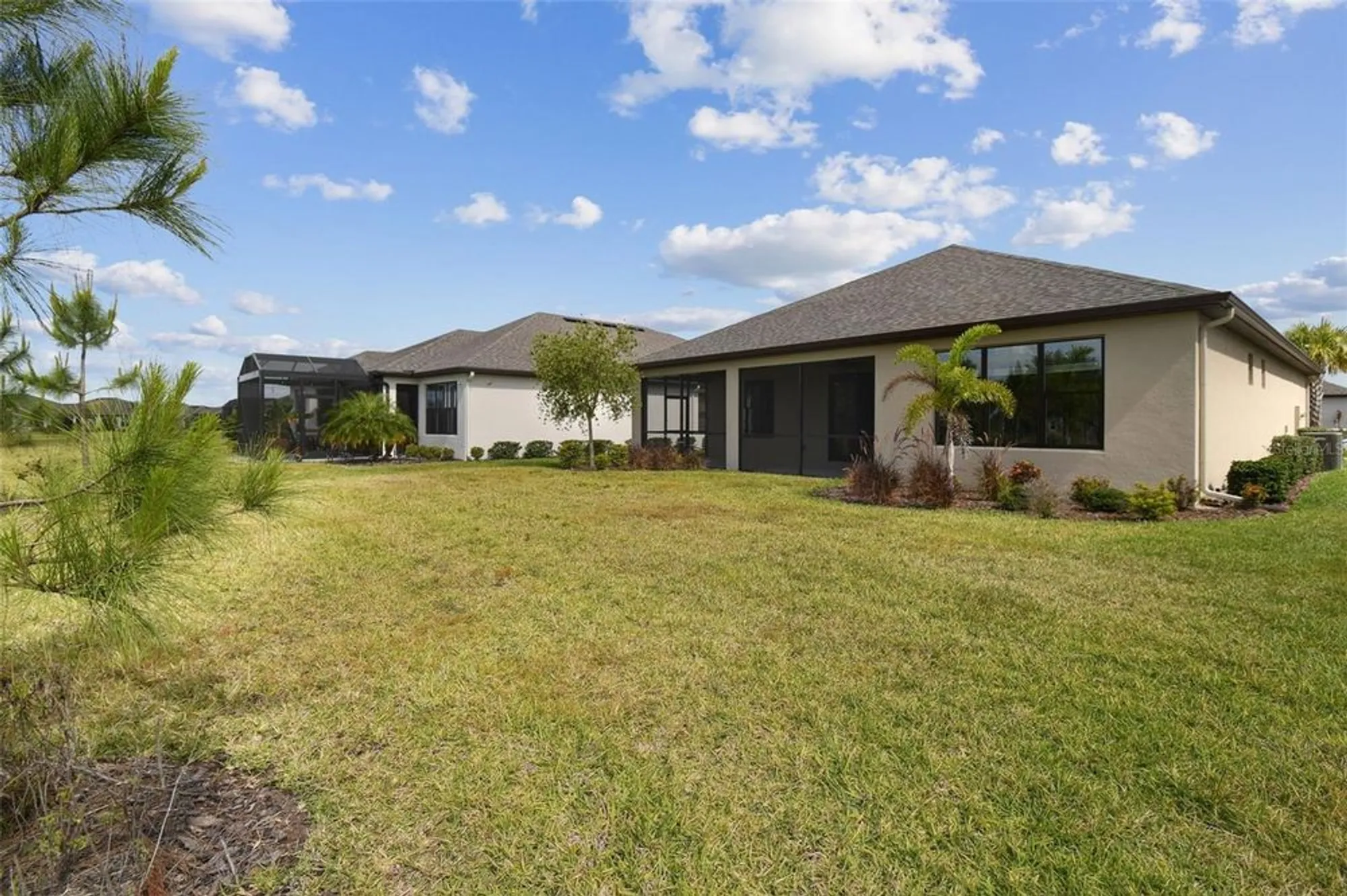 Property Slideshow image 37 of 53 | 204 bella cortina dr, Kissimmee, FL, 34759