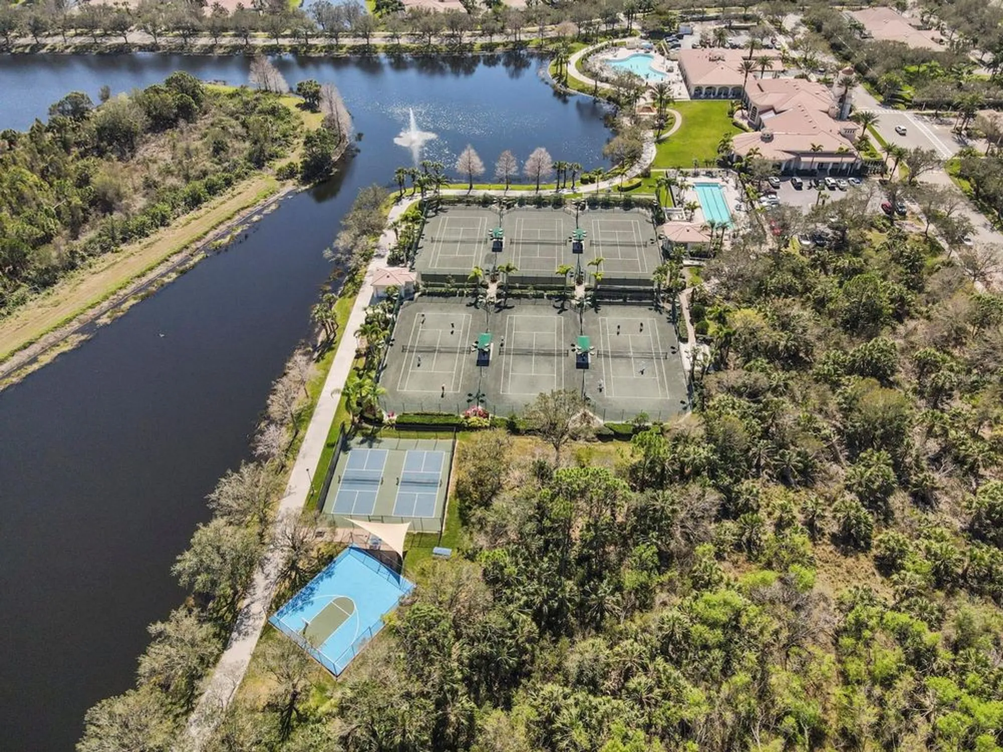 Property Slideshow image 49 of 62 | 7641 quinto dr, Sarasota, FL, 34238