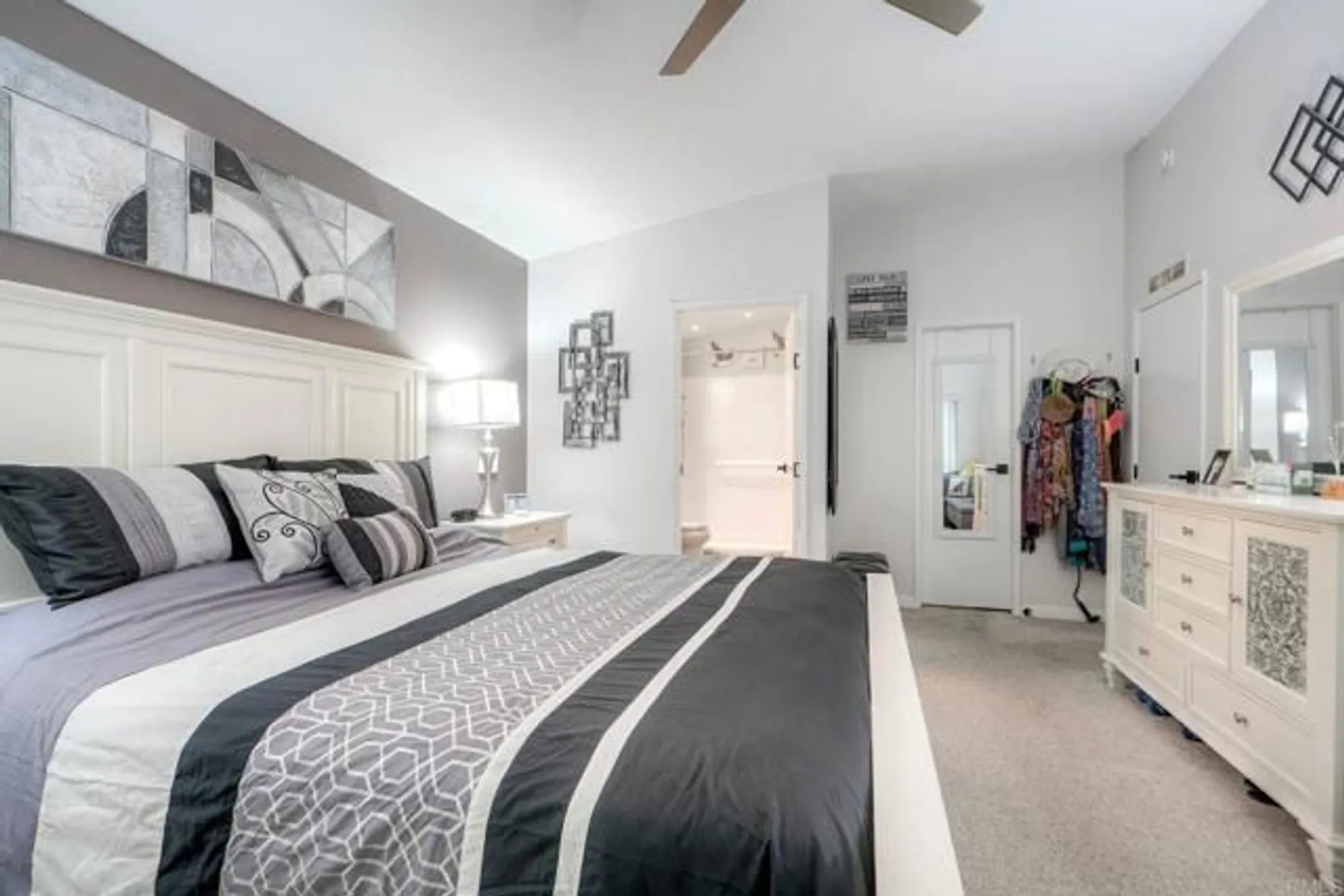 Property Slideshow image 18 of 75 | 2010 w san marcos blvd, San Marcos, CA, 92078