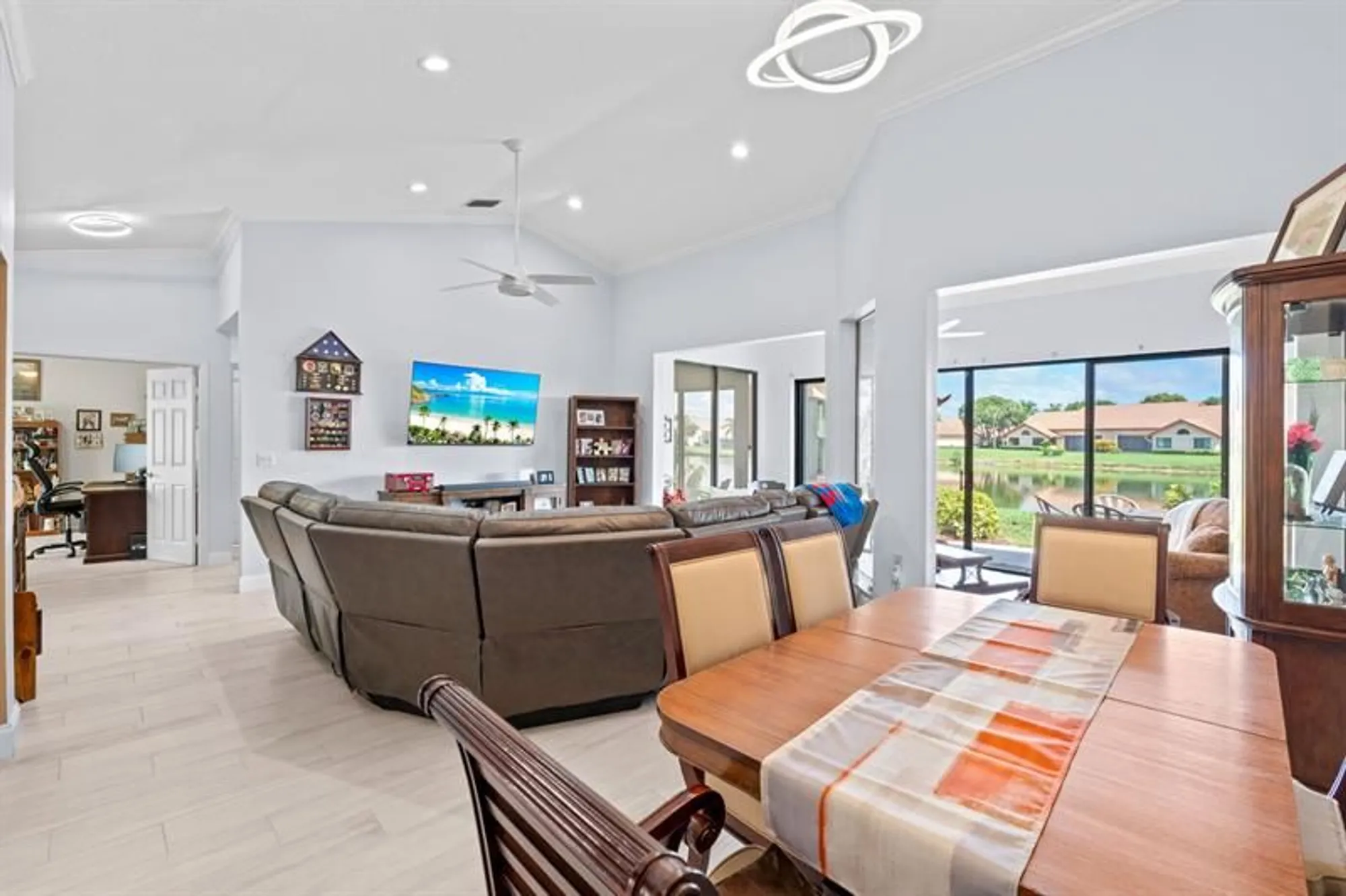 Property Slideshow image 14 of 57 | 8486 heather pl, Boynton Beach, FL, 33472