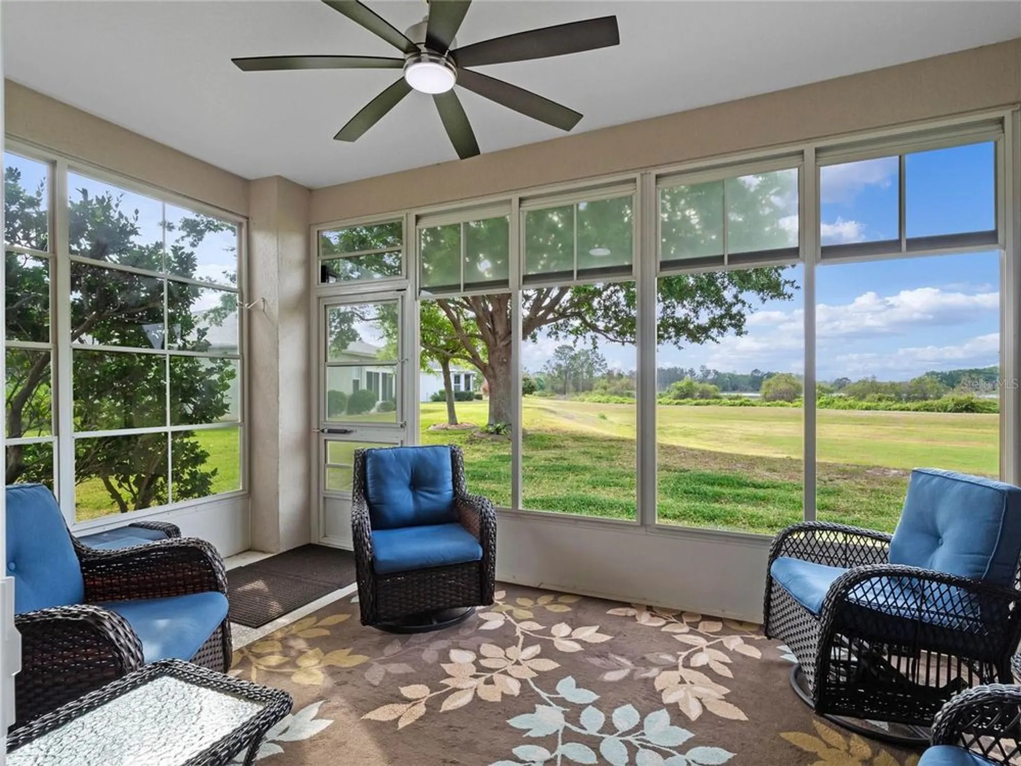 Property Slideshow image 36 of 61 | 5454 sir churchill dr, Leesburg, FL, 34748