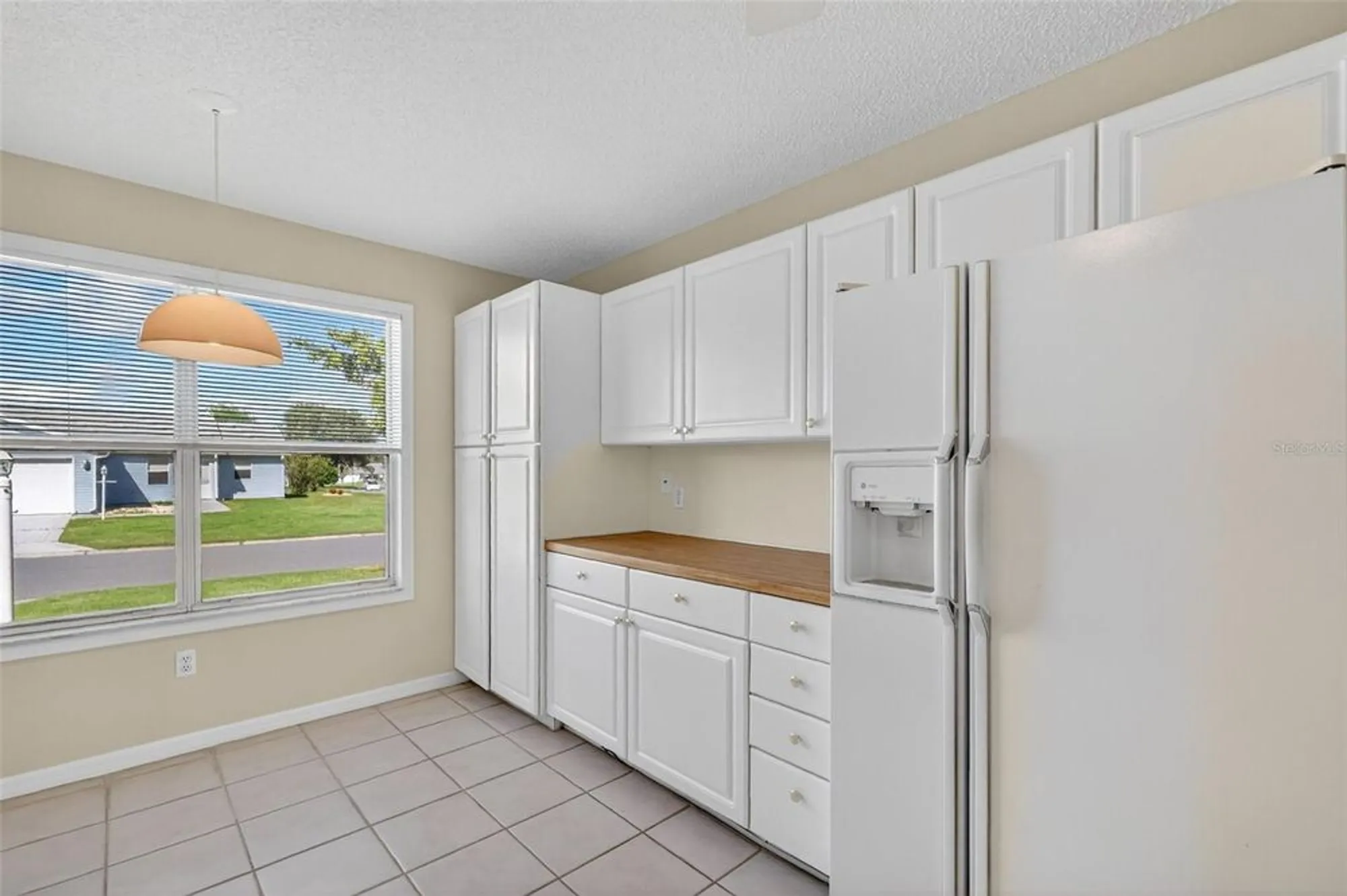 Property Slideshow image 10 of 36 | 1402 navarro ct, The Villages, FL, 32159