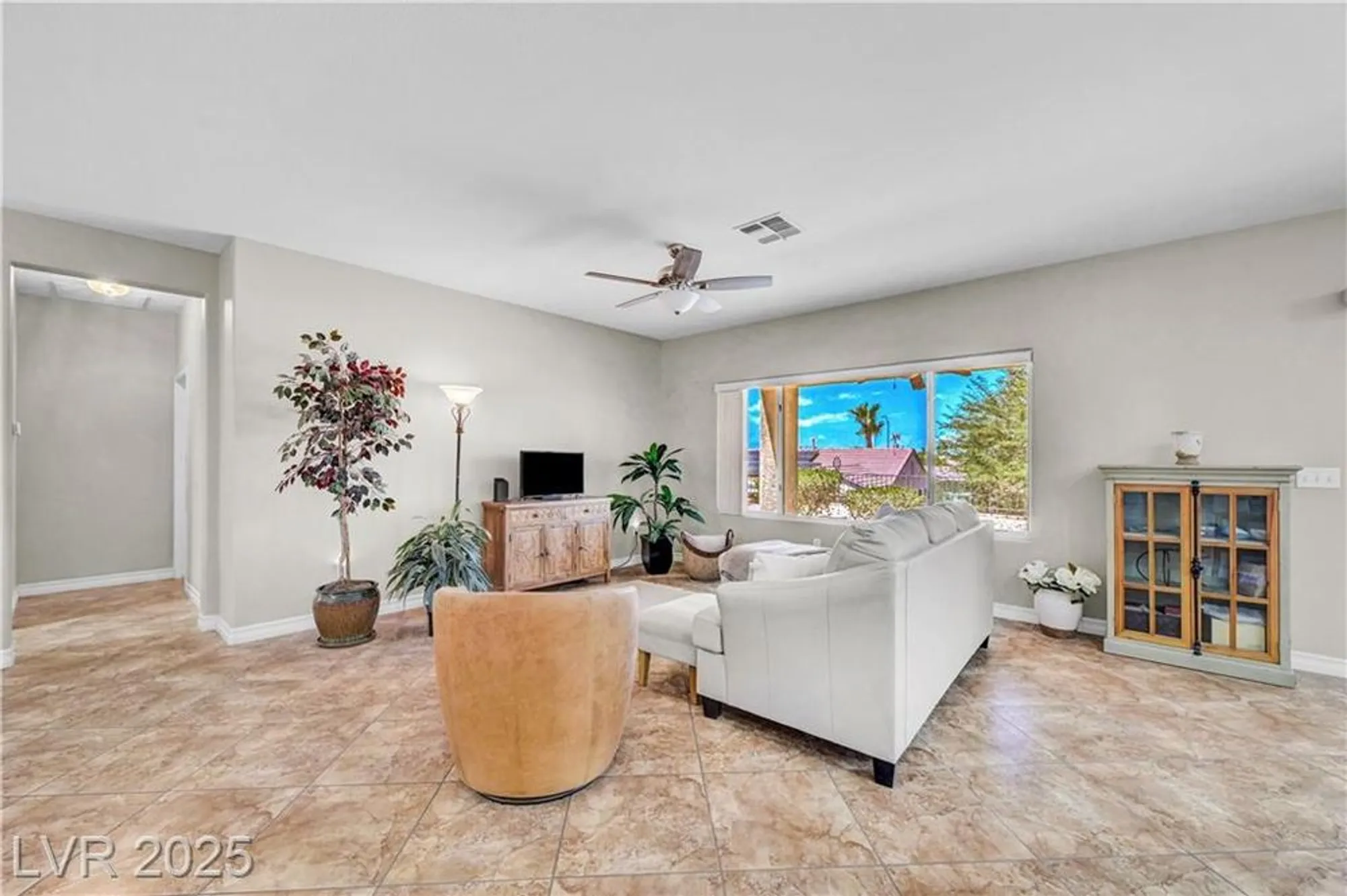 Property Slideshow image 12 of 65 | 2544 leighton ave, Henderson, NV, 89052