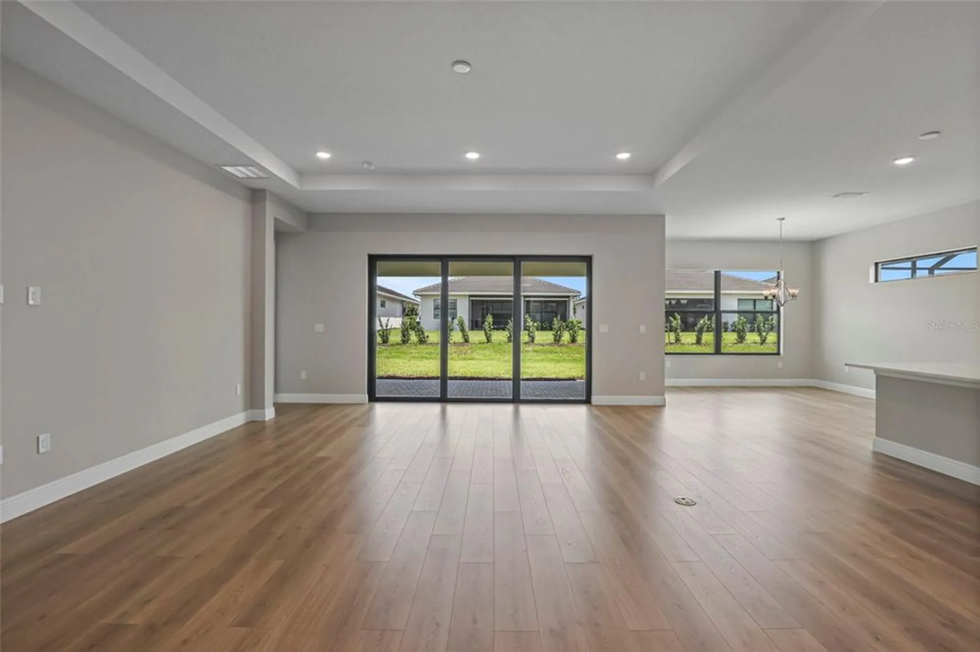 Property Slideshow image 22 of 80 | 4918 kiva cir, Lakewood Ranch, FL, 34211