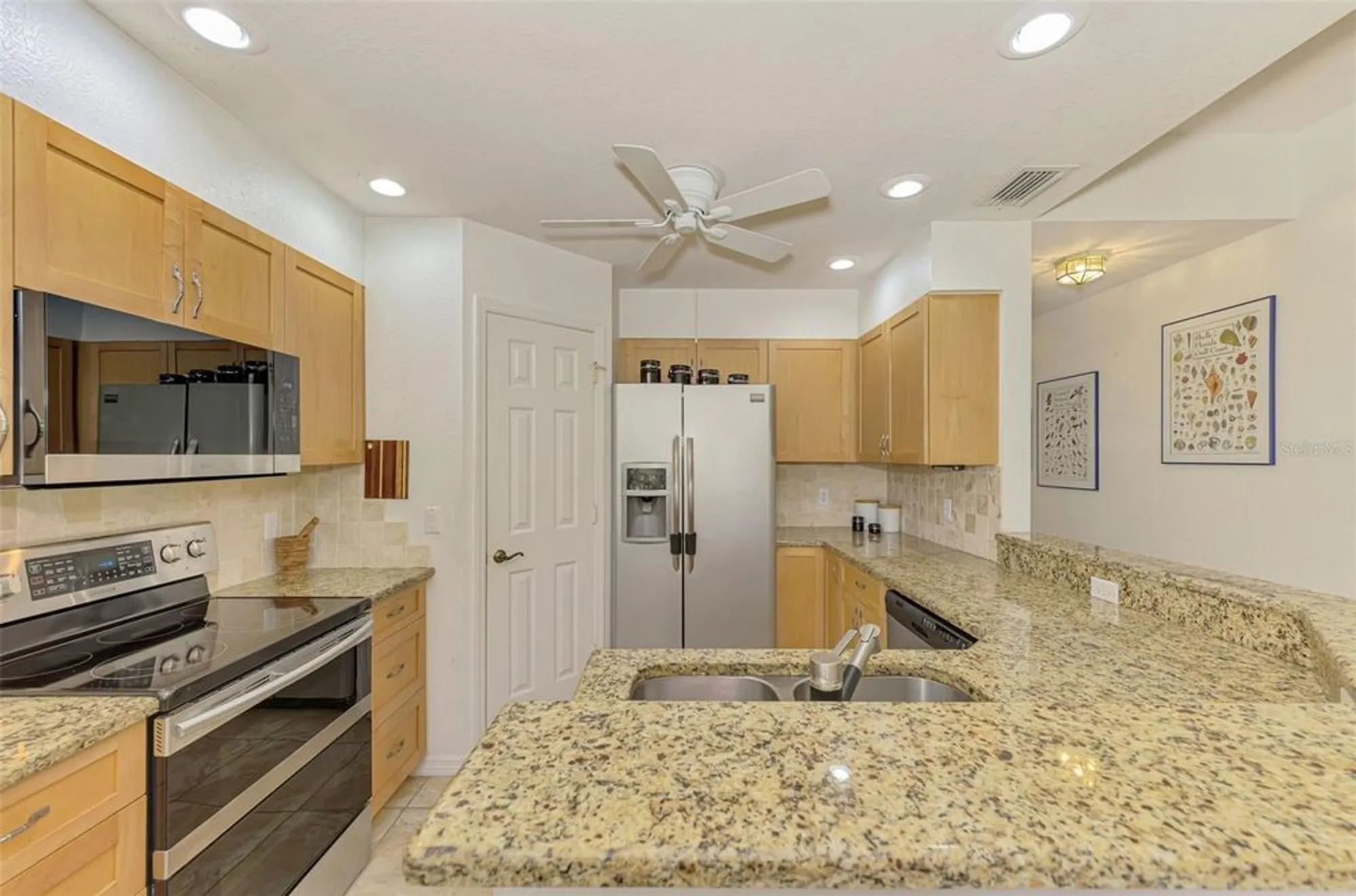 Property Slideshow image 22 of 87 | 14060 willow glen ct 128, Port Charlotte, FL, 33953