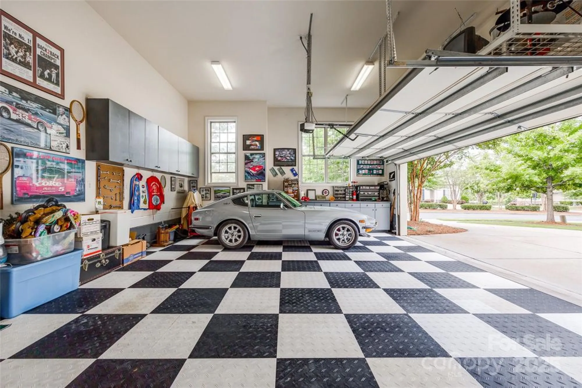 Property Slideshow image 26 of 45 | 15620 lake ridge rd, Charlotte, NC, 28278