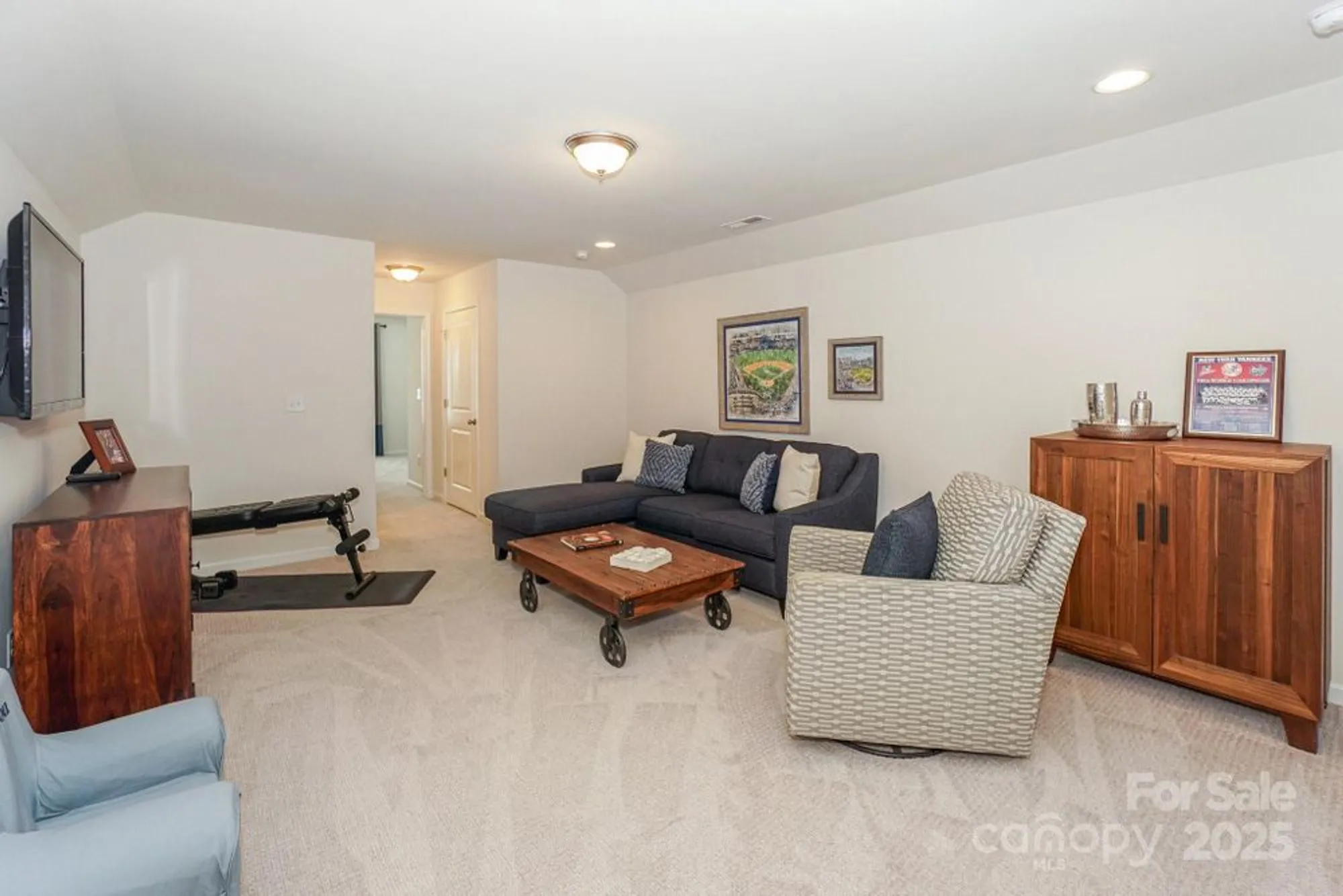 Property Slideshow image 31 of 47 | 194 hanks bluff dr, Mooresville, NC, 28117