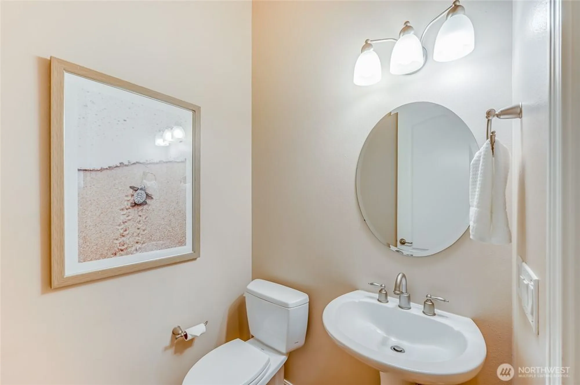 Property Slideshow image 31 of 40 | 12115 big leaf way, Redmond, WA, 98053