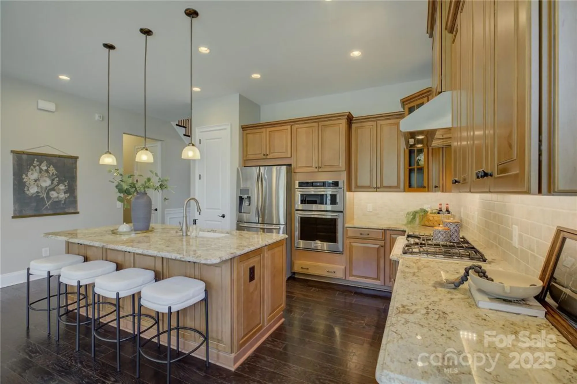 Property Slideshow image 12 of 48 | 14916 creeks edge dr, Charlotte, NC, 28278