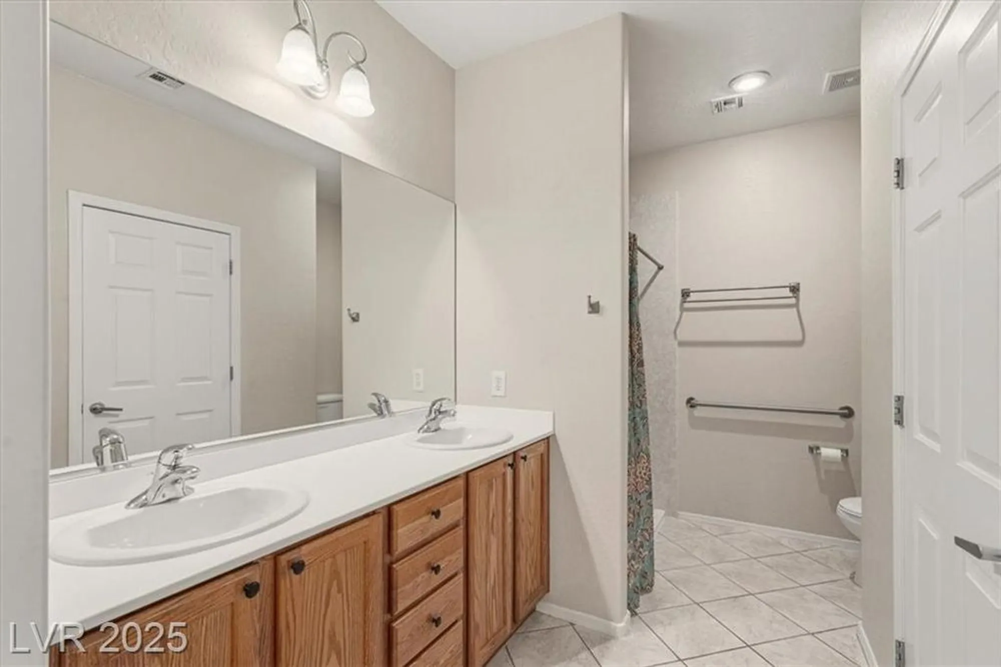 Property Slideshow image 6 of 29 | 2312 peaceful moon st, Henderson, NV, 89044