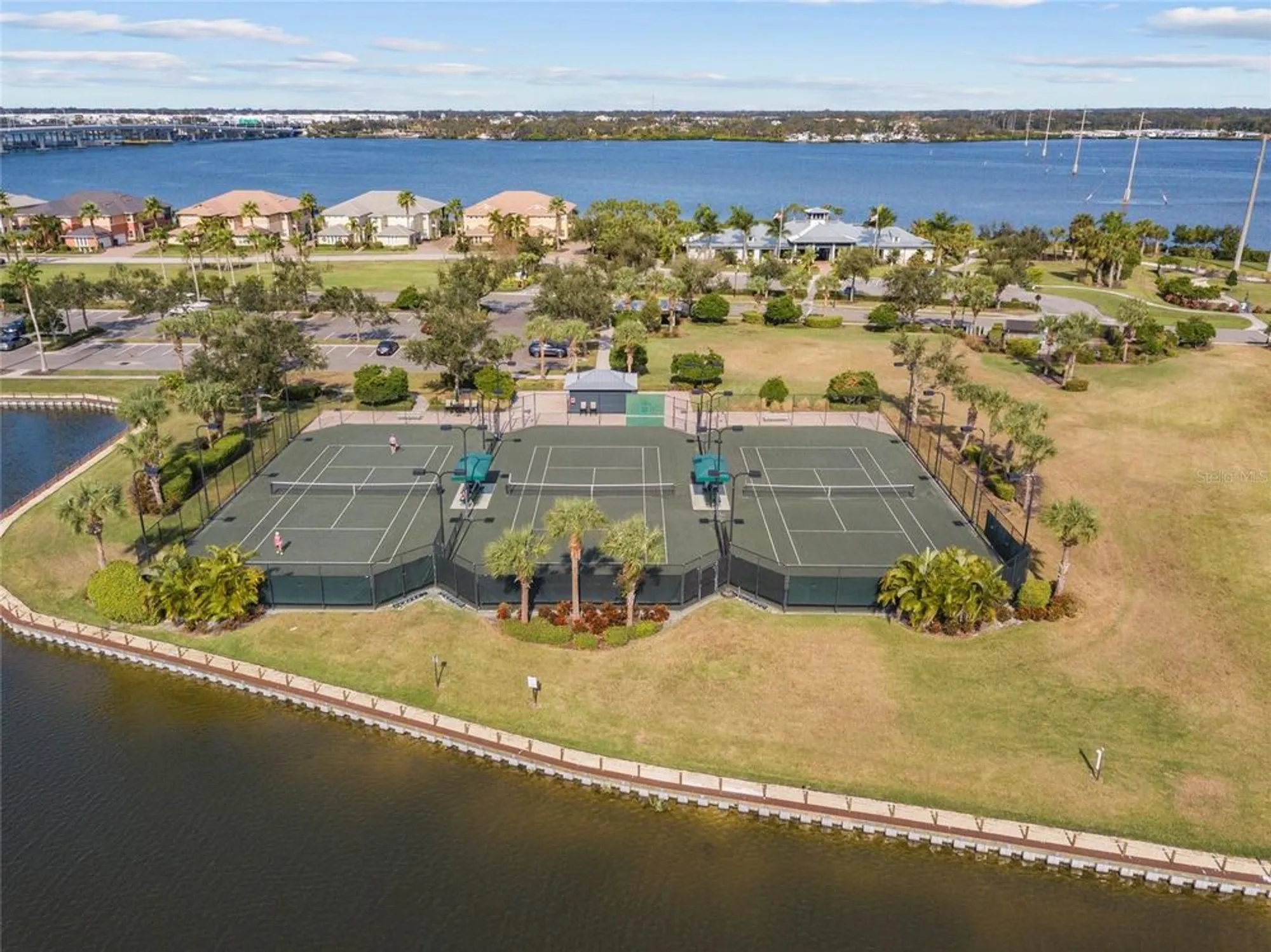 Property Slideshow image 43 of 51 | 942 preservation st, Bradenton, FL, 34208