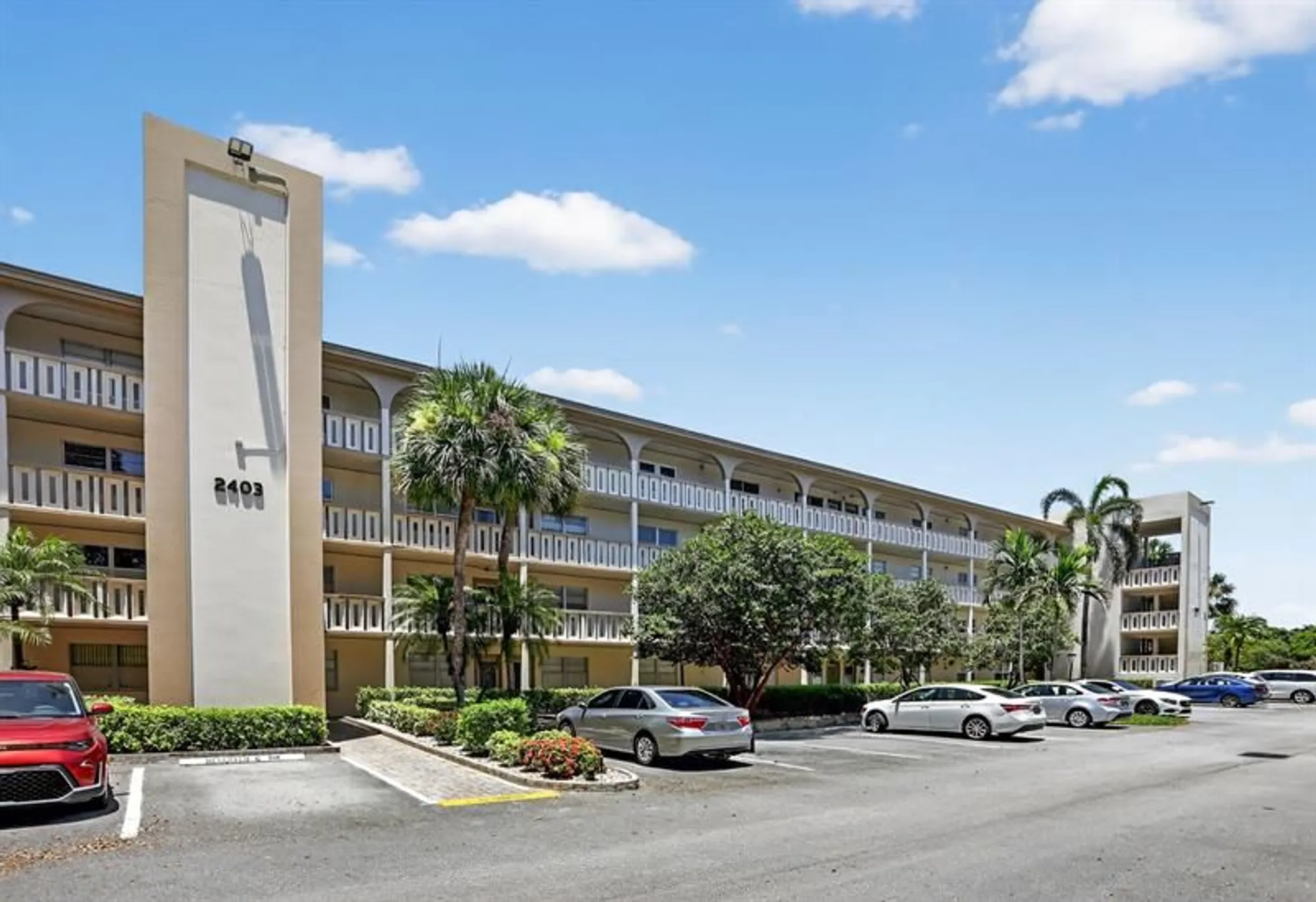 Property Slideshow image 1 of 50 | 2403 antigua cir b2, Coconut Creek, FL, 33066