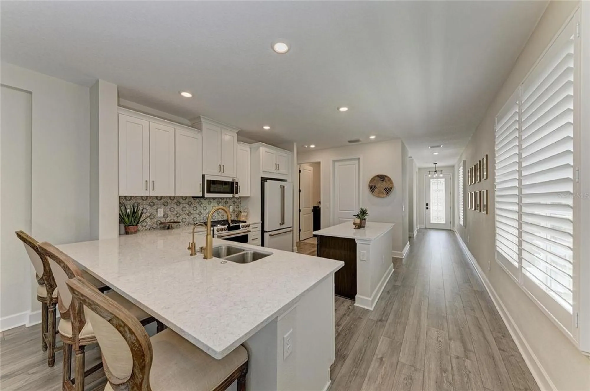 Property Slideshow image 10 of 53 | 16225 paynes mill dr, Bradenton, FL, 34211