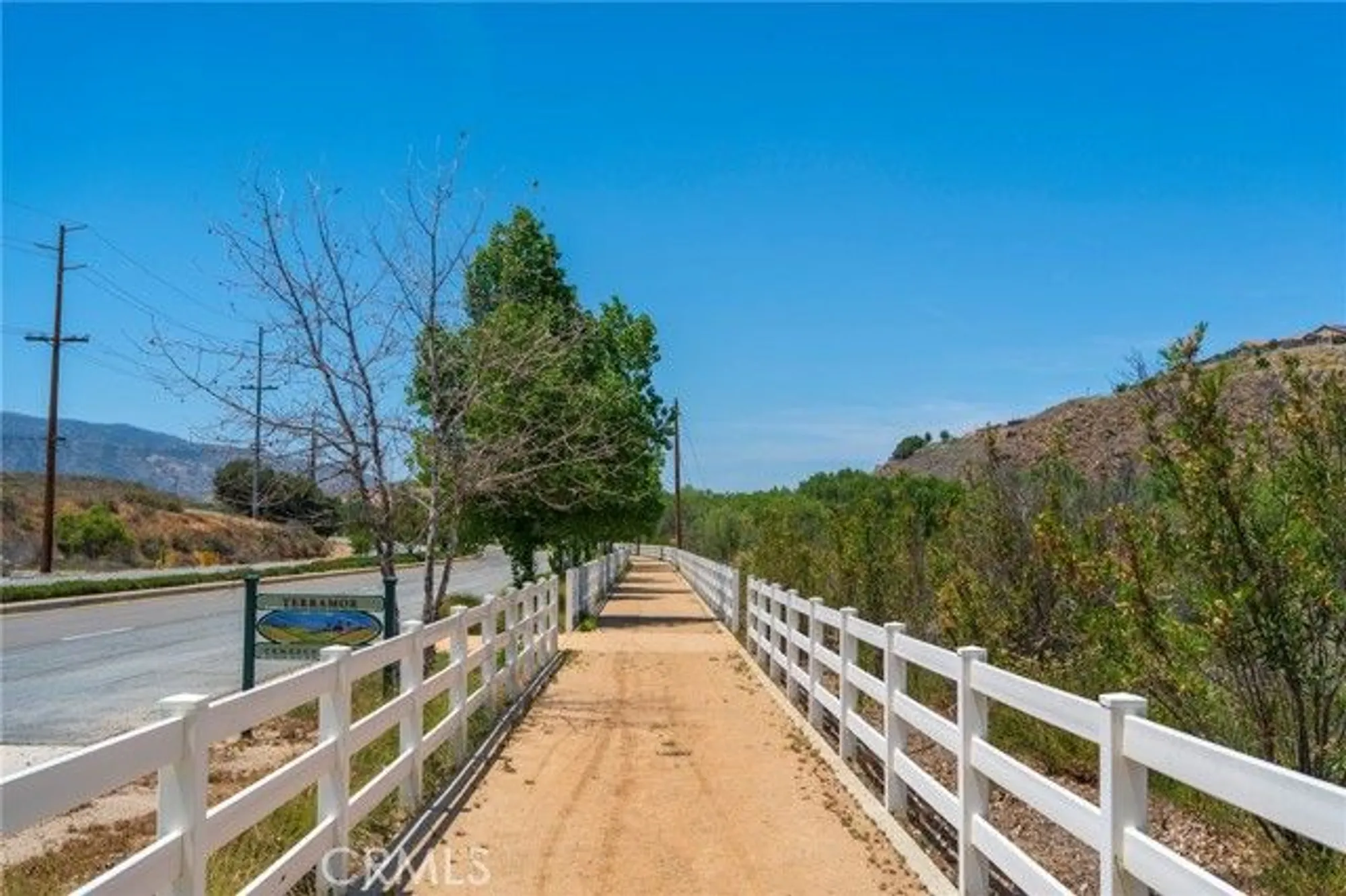 Property Slideshow image 19 of 42 | 11986 sagecrest ct, Corona, CA, 92883