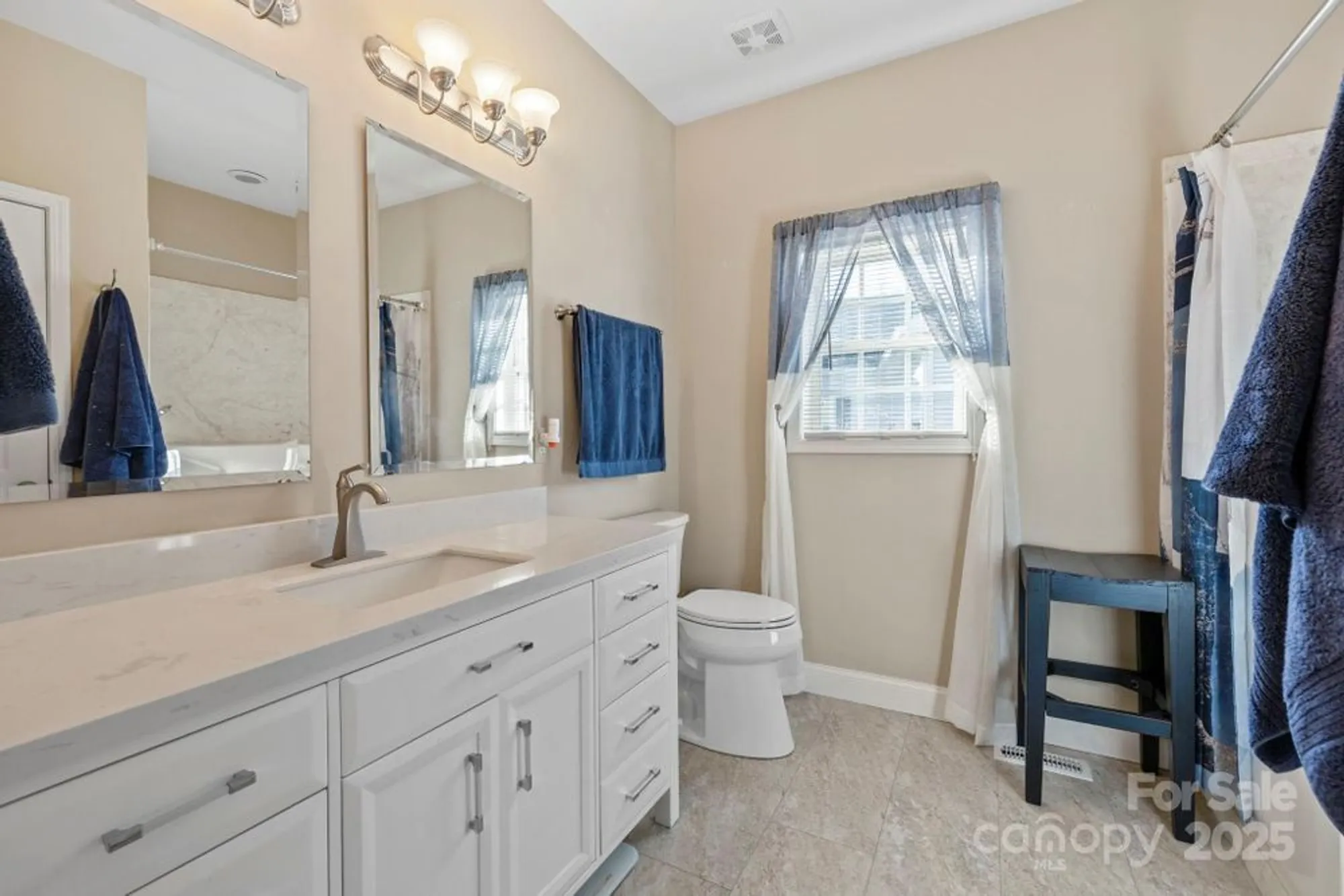 Property Slideshow image 41 of 48 | 494 riverwind dr, Hendersonville, NC, 28739