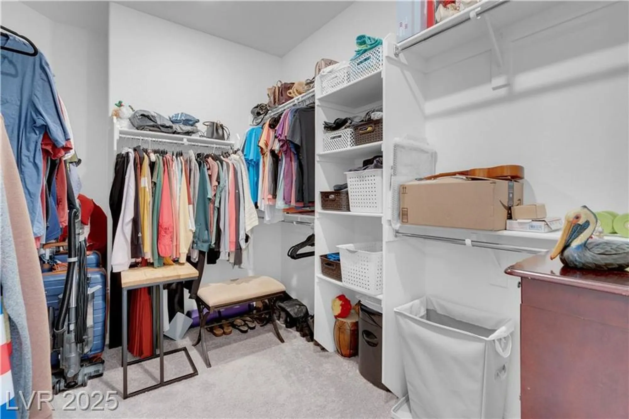 Property Slideshow image 32 of 69 | 124 lake oasis st, Henderson, NV, 89011