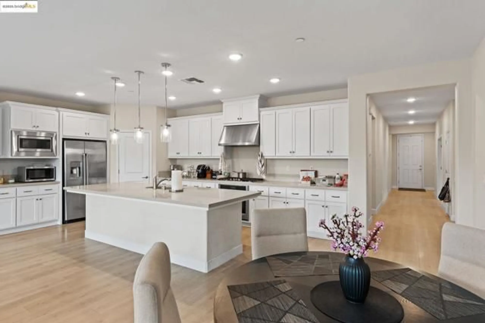 Property Slideshow image 4 of 22 | 1052 camborne dr, Manteca, CA, 95336