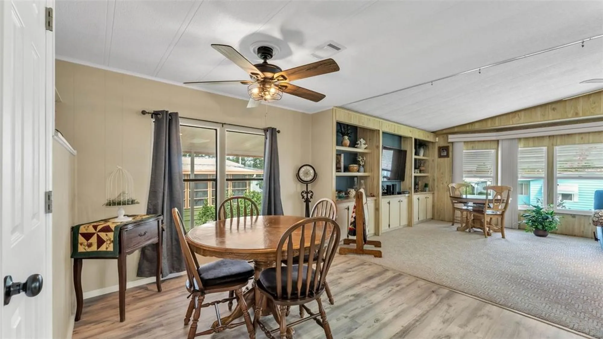 Property Slideshow image 11 of 52 | 1620 foxway dr, Lakeland, FL, 33810
