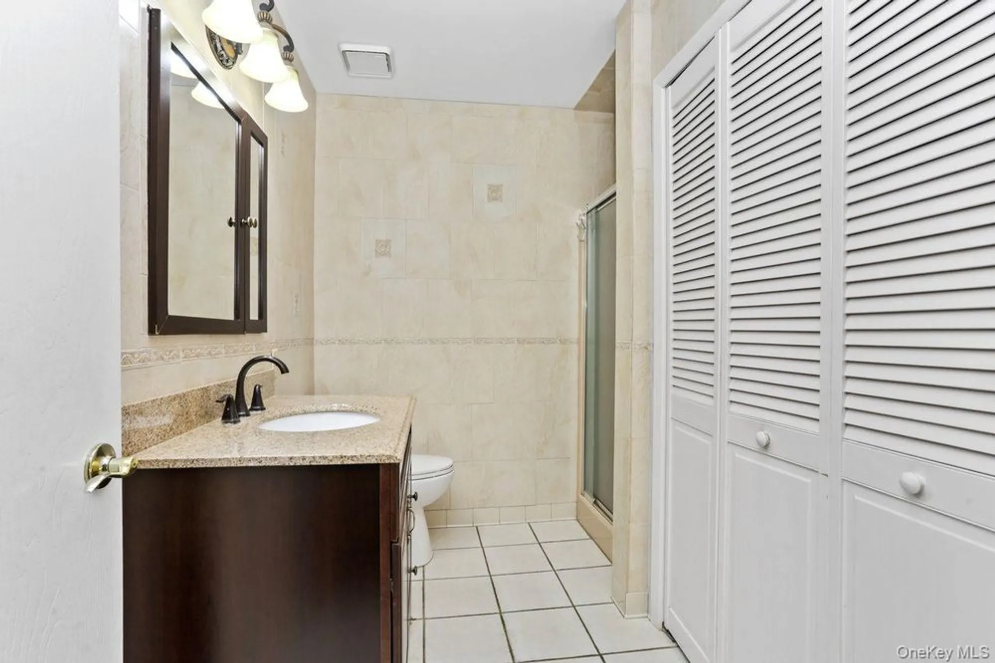 Property Slideshow image 22 of 35 | 141 flintlock way b, Yorktown Heights, NY, 10598