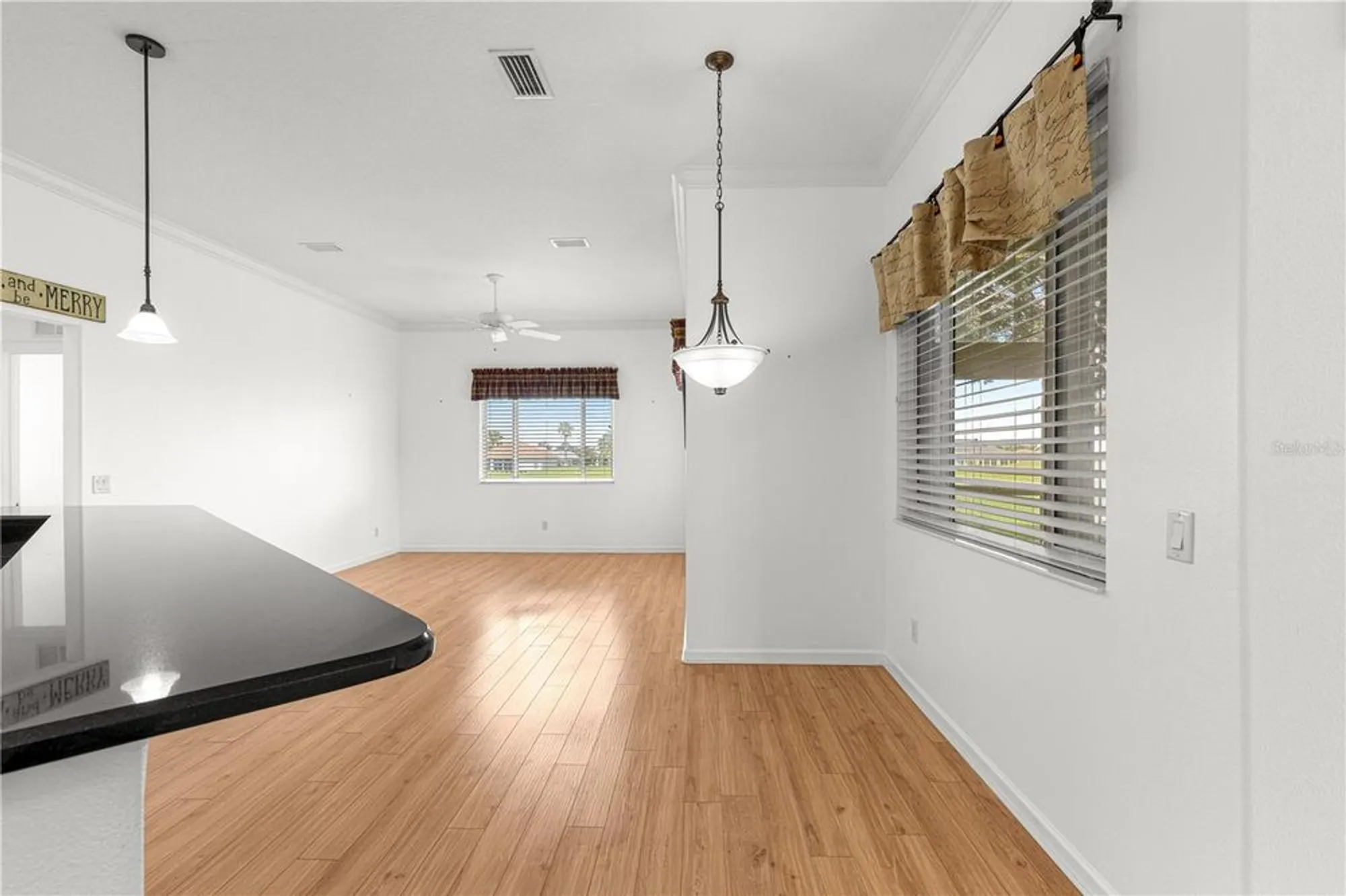 Property Slideshow image 18 of 44 | 5647 nw 25th loop, Ocala, FL, 34482