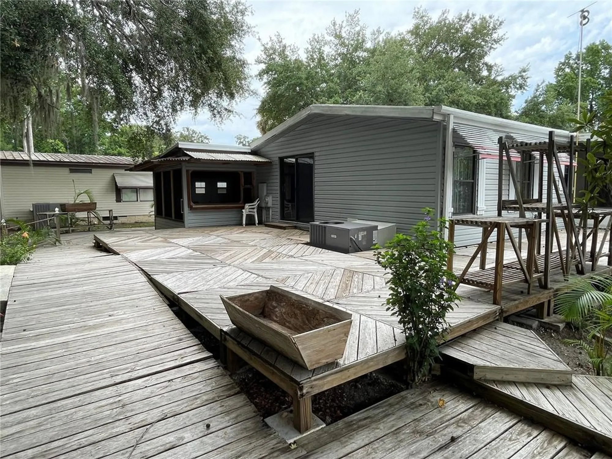 Property Slideshow image 23 of 27 | 309 s timber trl, Wildwood, FL, 34785