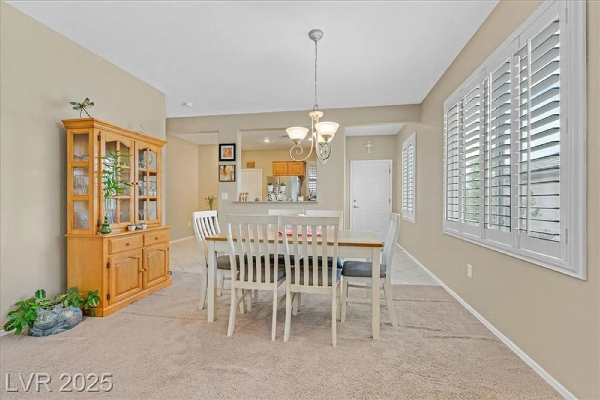 Property Slideshow image 13 of 35 | 2526 crater rock st, Henderson, NV, 89044