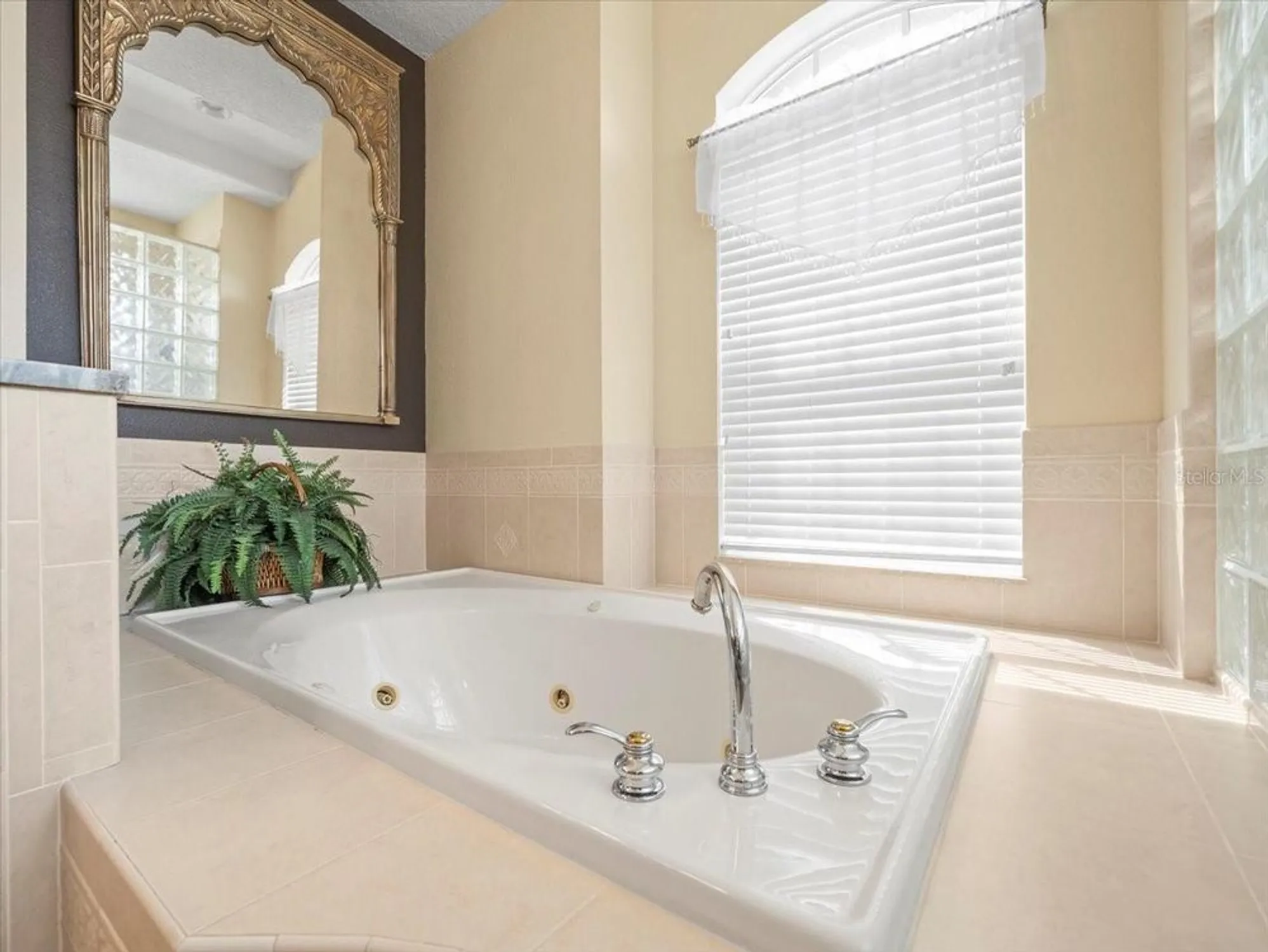 Property Slideshow image 34 of 87 | 9196 mississippi run, Weeki Wachee, FL, 34613