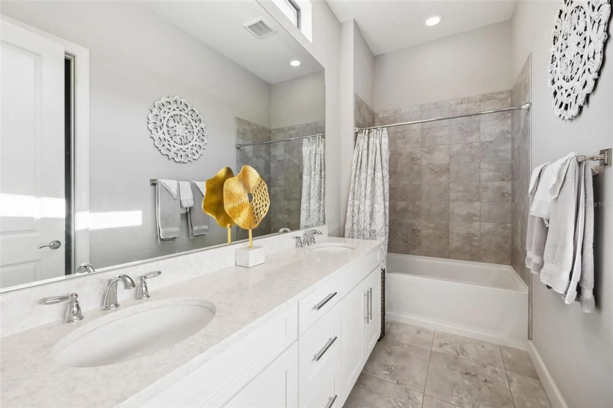 Property Slideshow image 24 of 91 | 4745 benito ct, Lakewood Ranch, FL, 34211