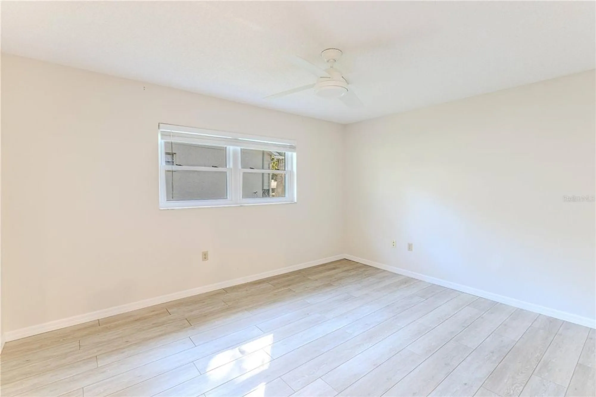 Property Slideshow image 37 of 71 | 2692 royal ridge dr, Spring Hill, FL, 34606