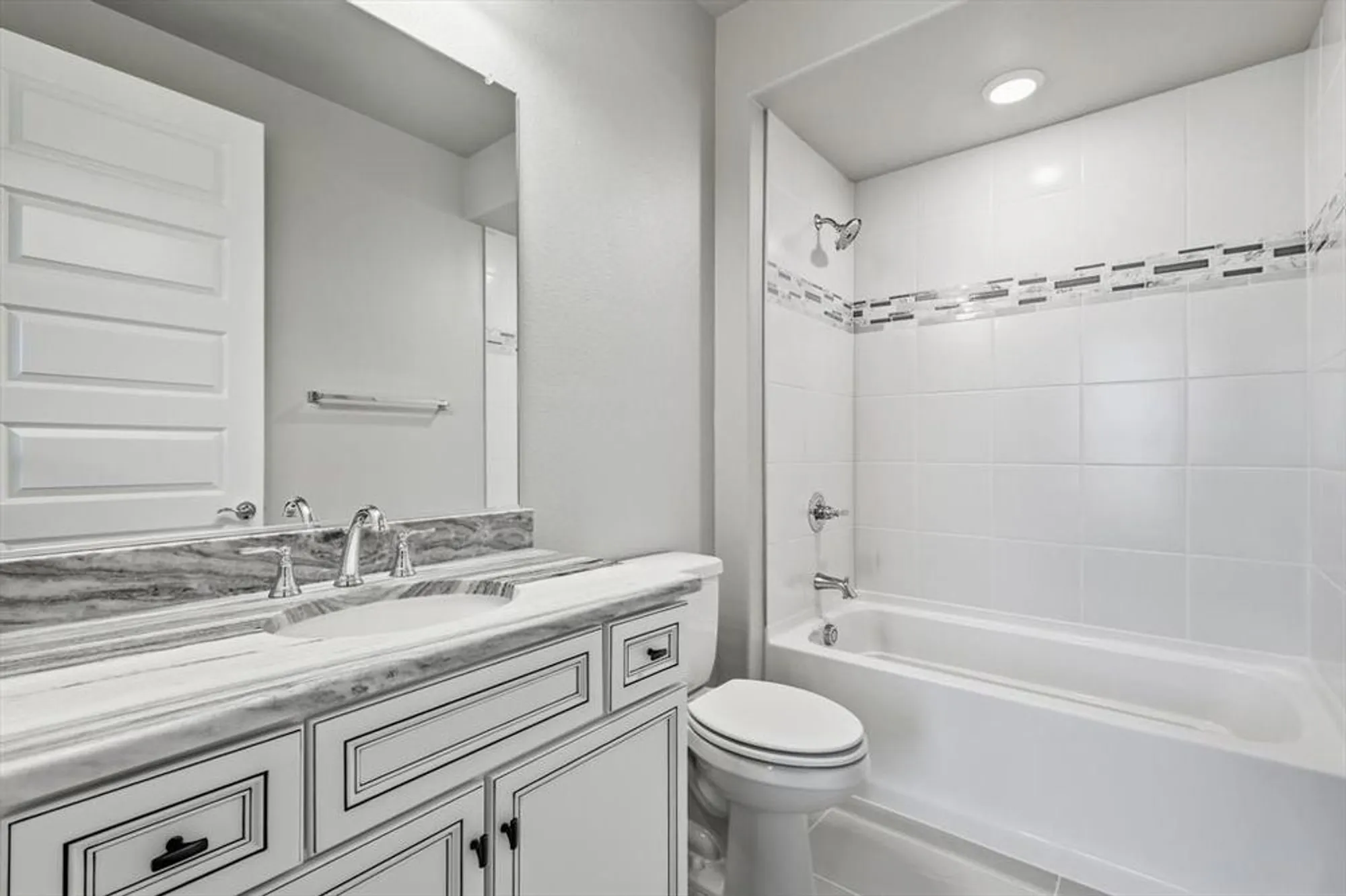 Property Slideshow image 25 of 35 | 10008 baywood ct, Denton, TX, 76207