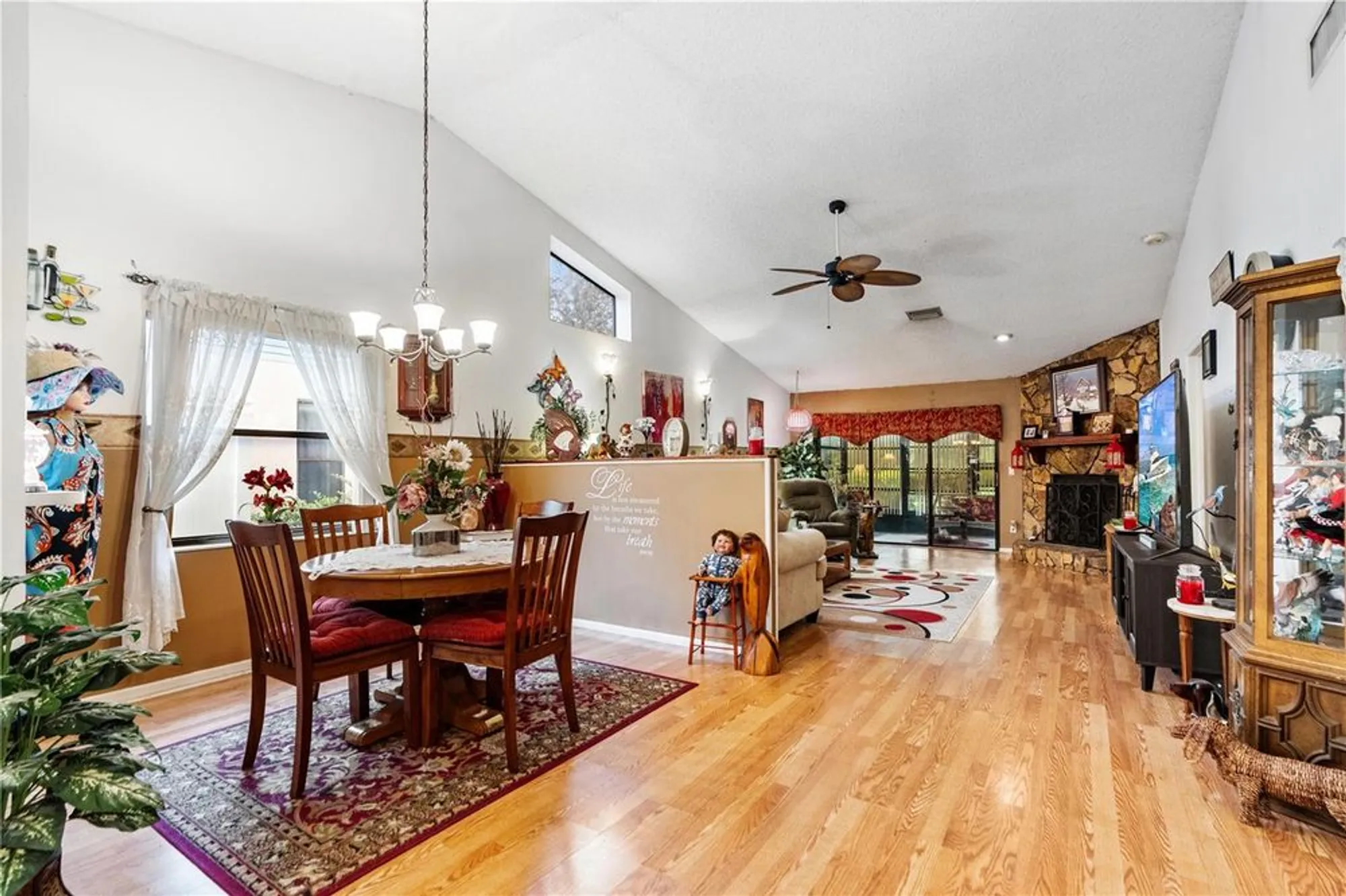 Property Slideshow image 9 of 51 | 11719 rose tree dr, New Port Richey, FL, 34654