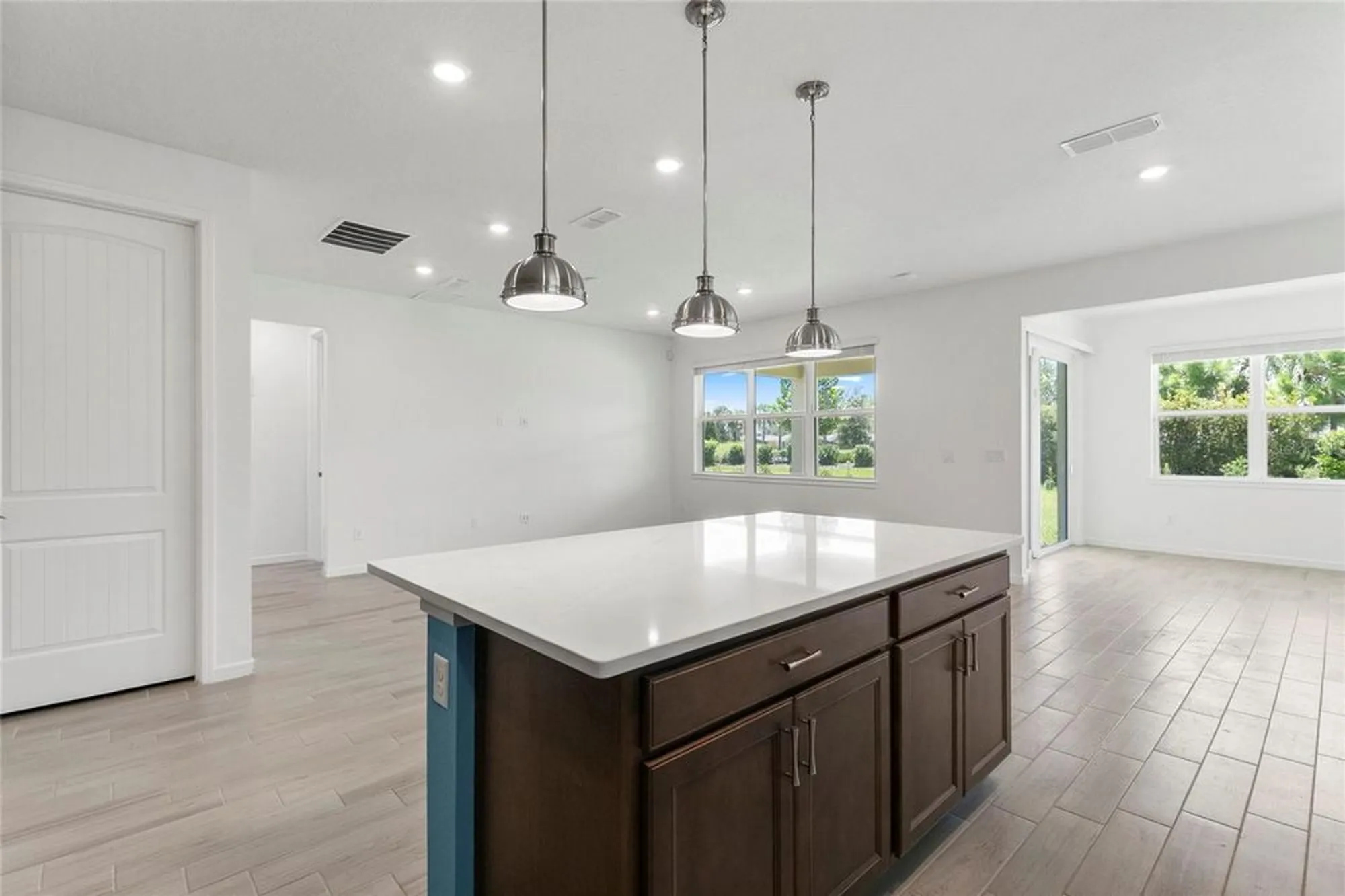 Property Slideshow image 12 of 43 | 6376 shimmering shores ln, Saint Cloud, FL, 34771