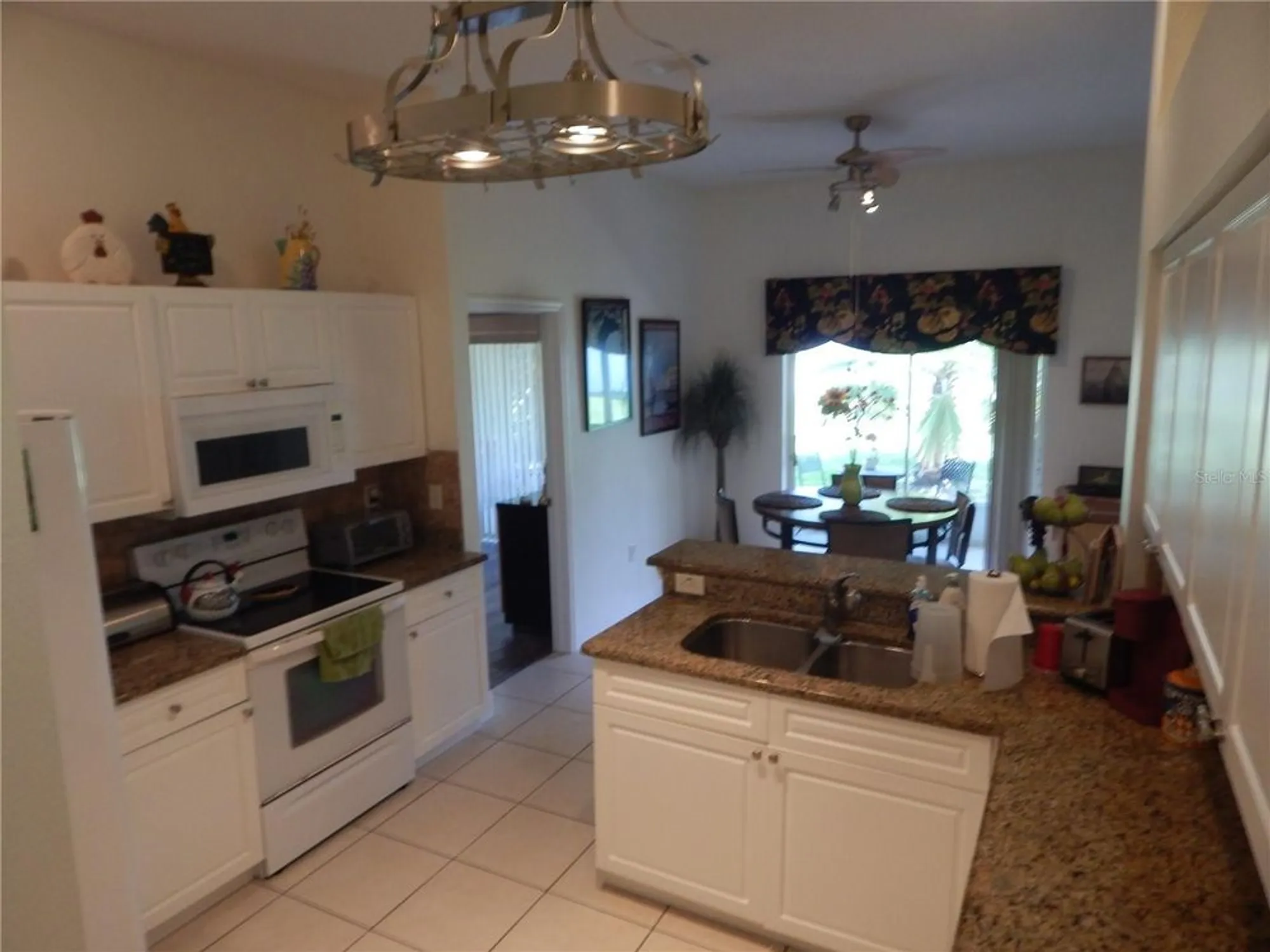 Property Slideshow image 8 of 19 | 29413 caddyshack ln, San Antonio, FL, 33576