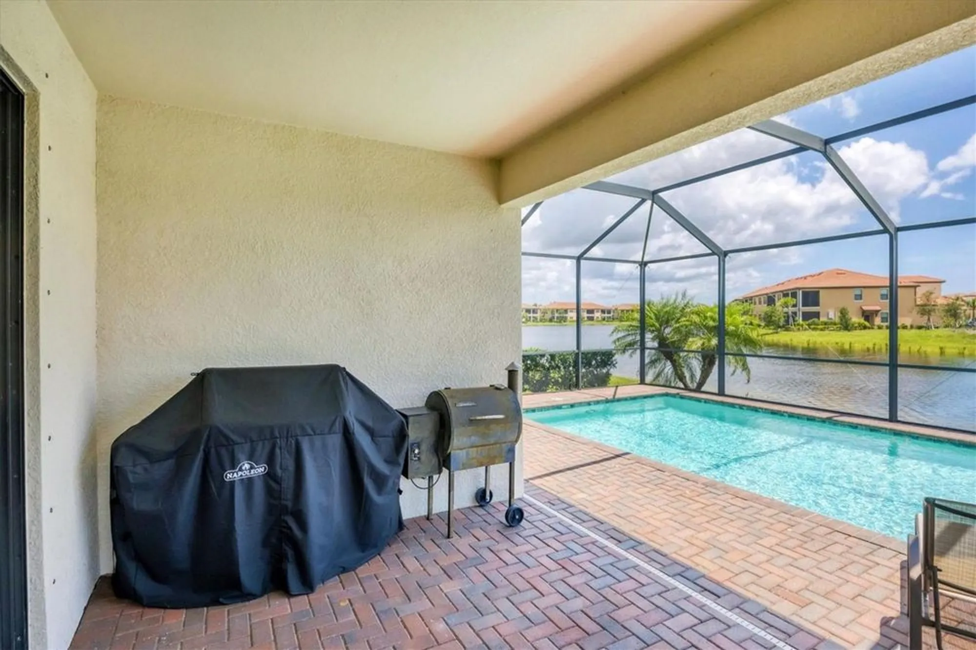 Property Slideshow image 12 of 100 | 10061 cozy grove dr, Venice, FL, 34293